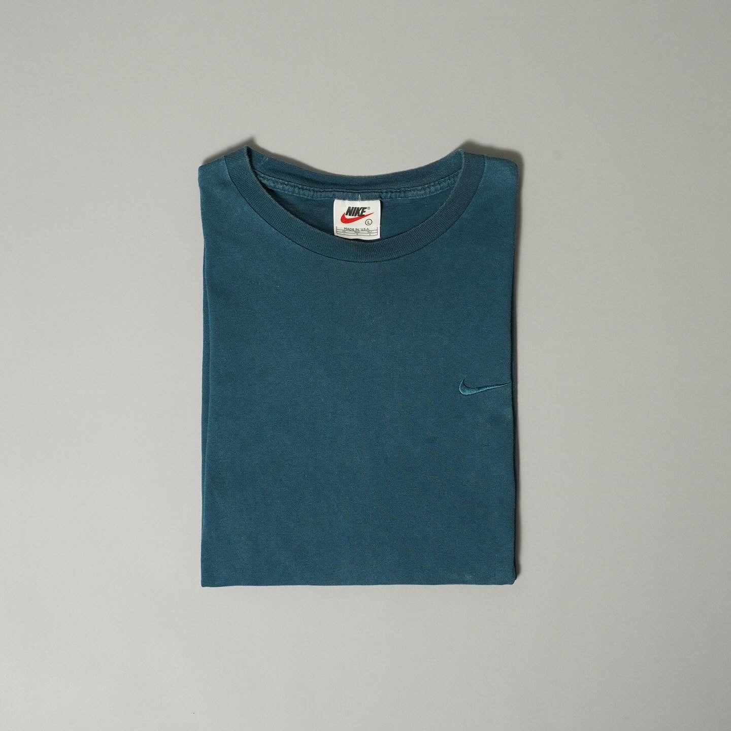 Nike Small Swoosh Tees