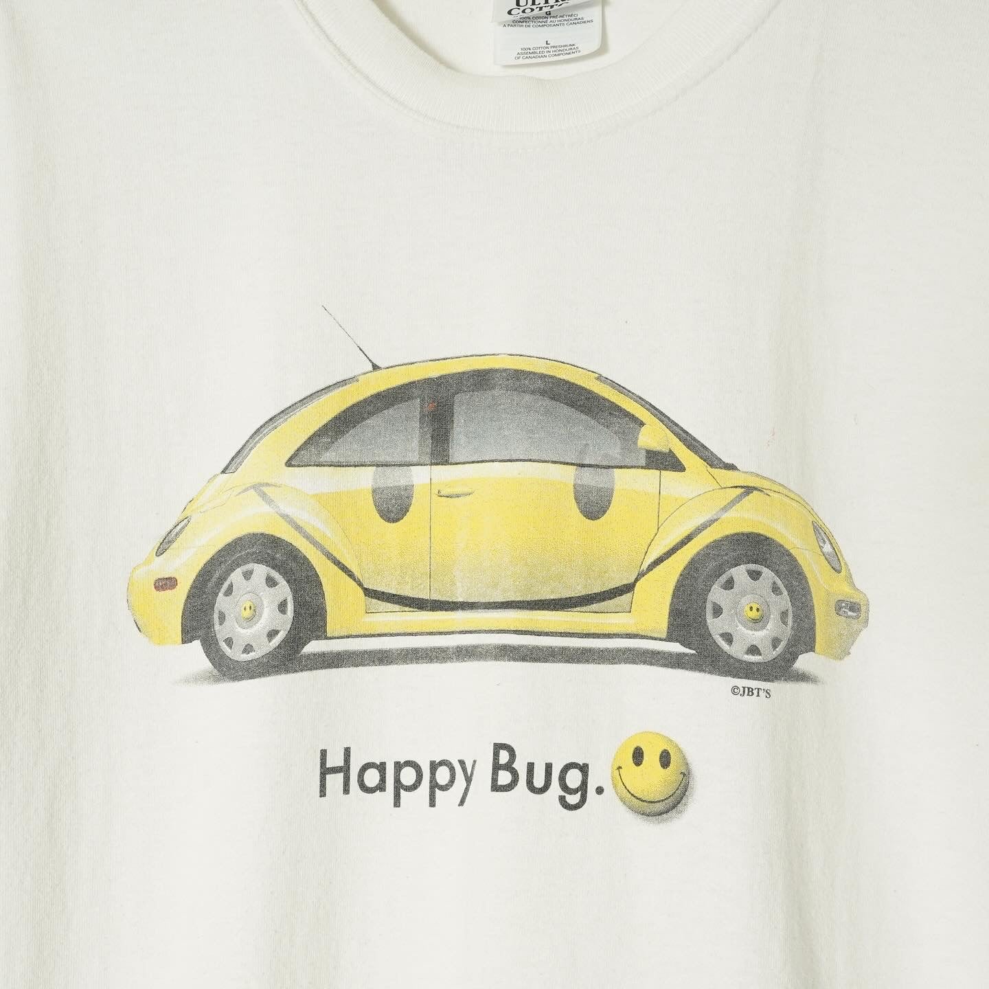 00’s Volkswagen New Beetle "Happy Bug" Tee
