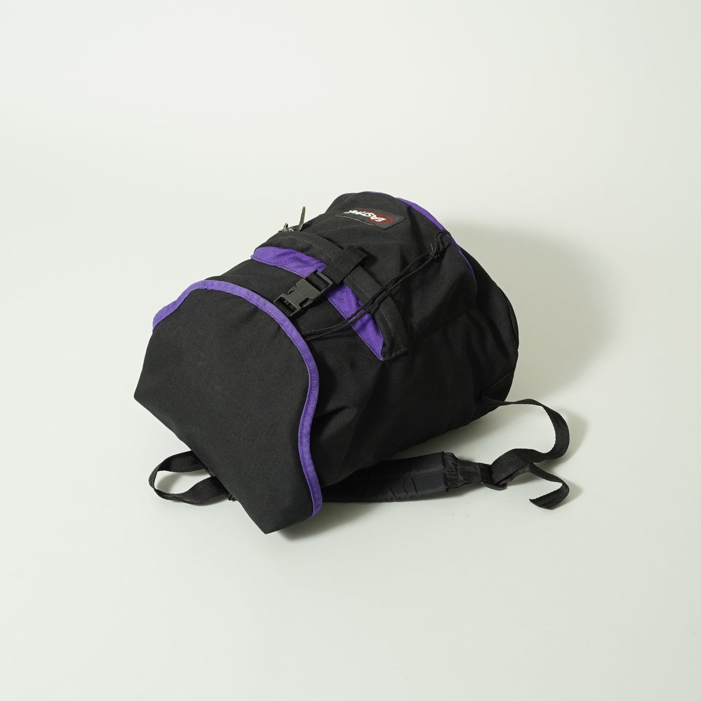 90’s EASTPAK Bucket Style BackPack