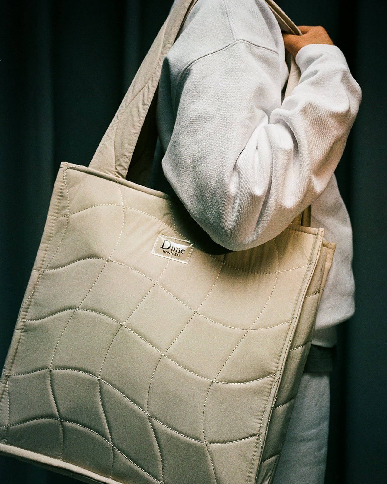 Dime QUILTED TOTE BAG "Tan"