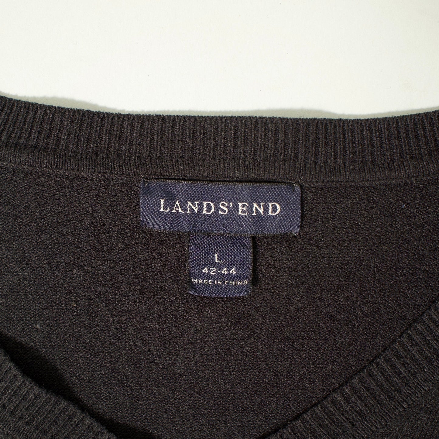 CHASE V-neck Sweater