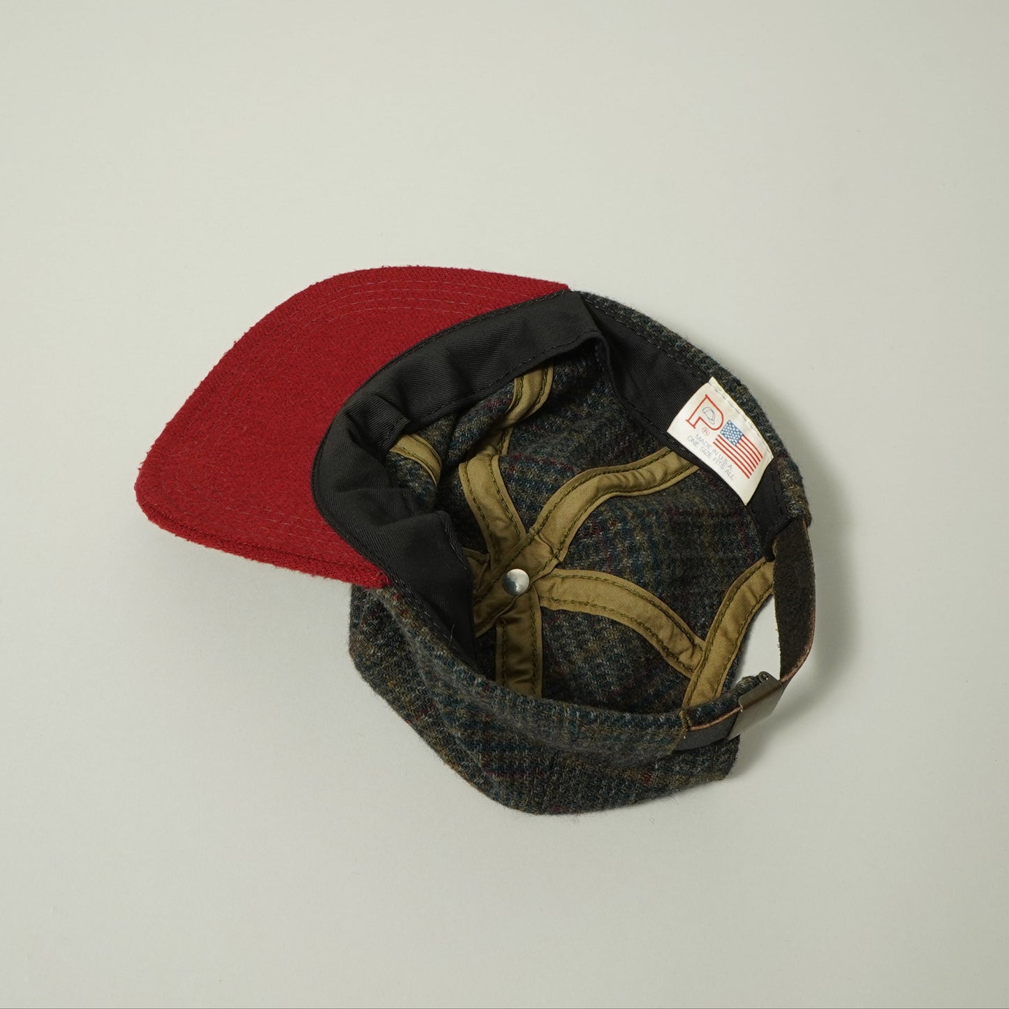 Classic Tweed Cap