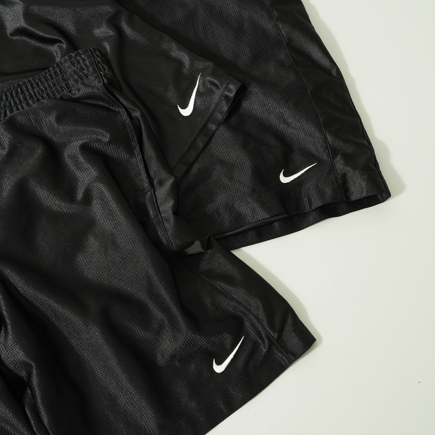 90's-00's Nike Black Mesh Shorts