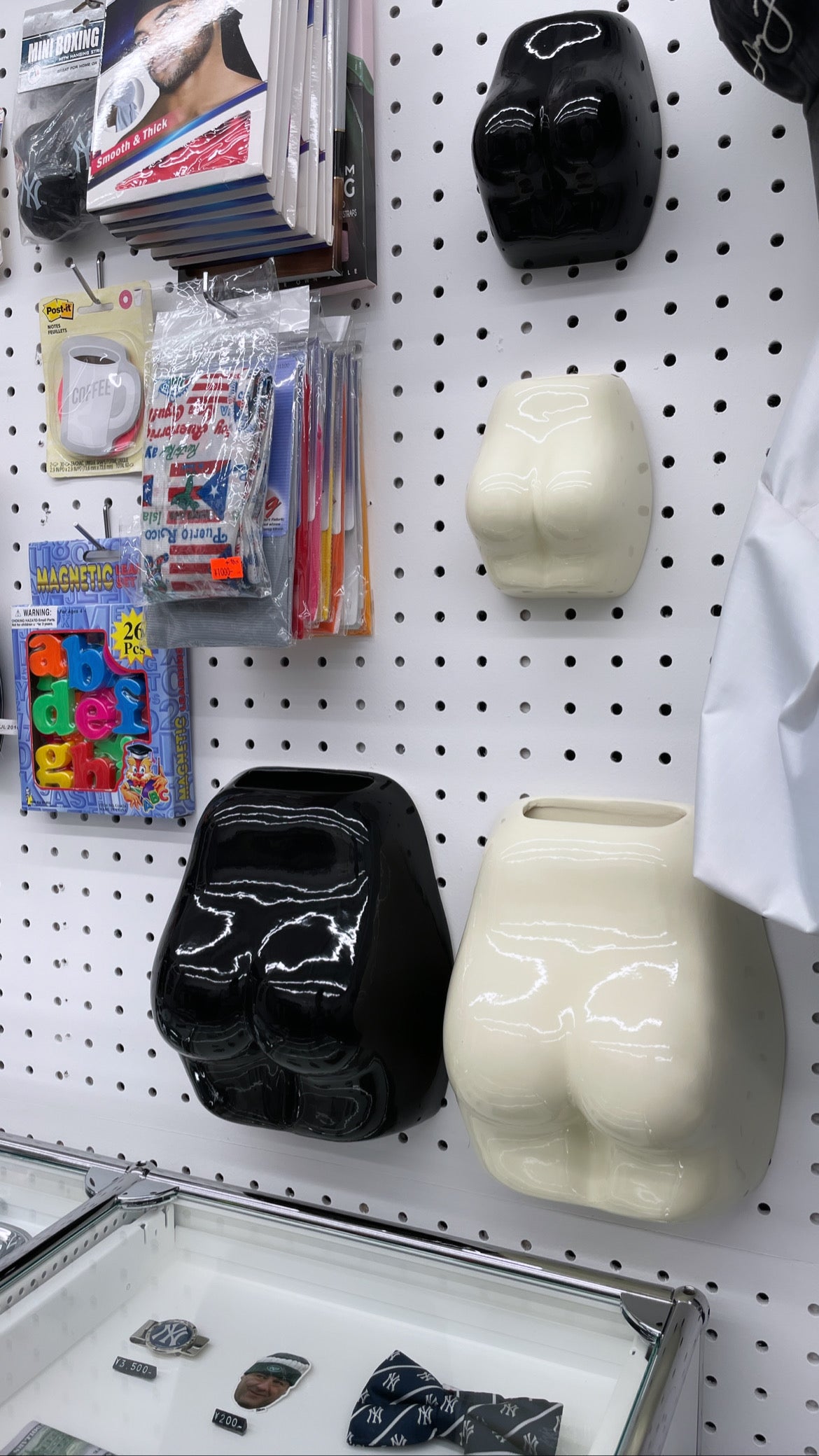 house of ass Booty Vases