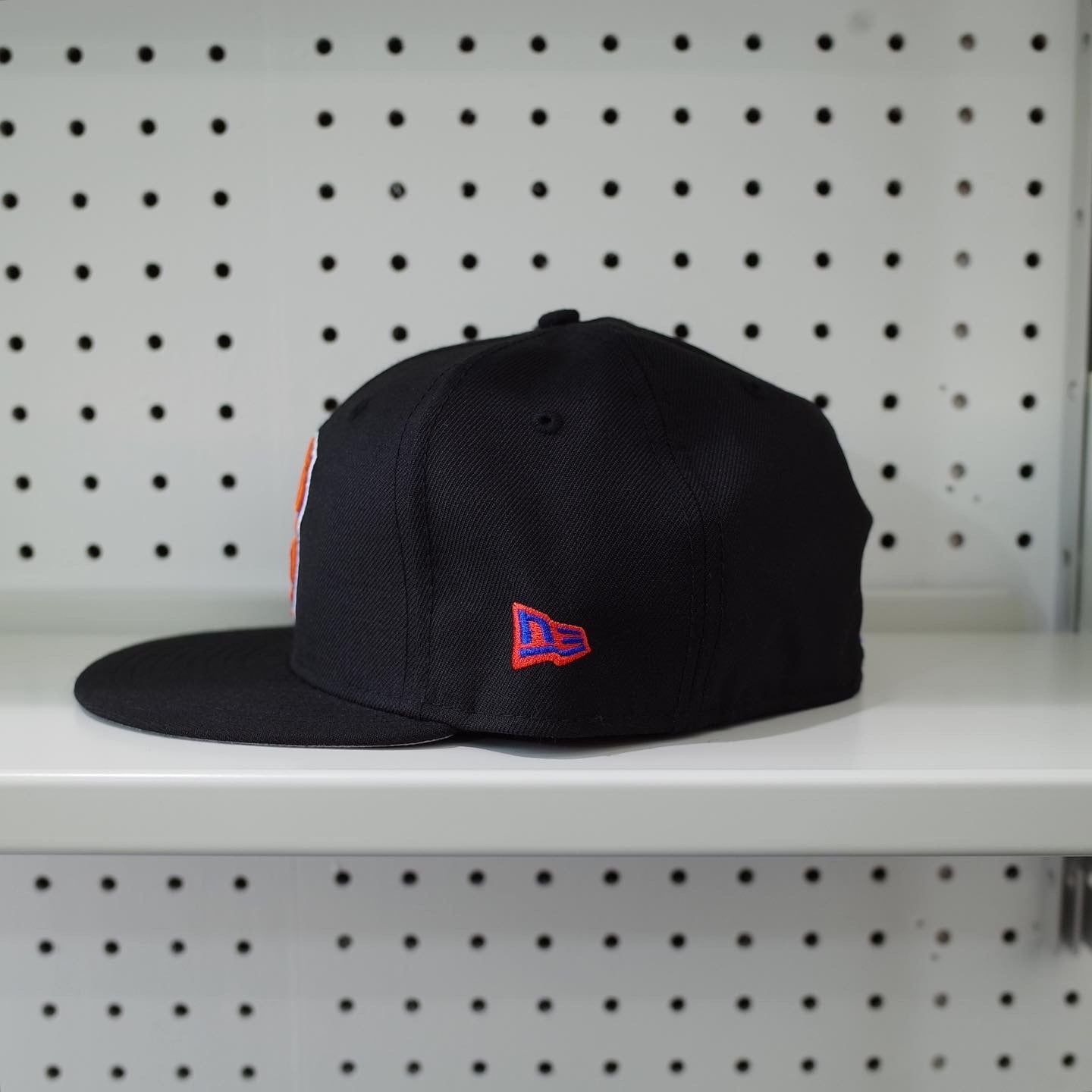 New York Knicks New Era ALL STAR WEEKEND NEW YORK Madison Square Garden Fitted Cap