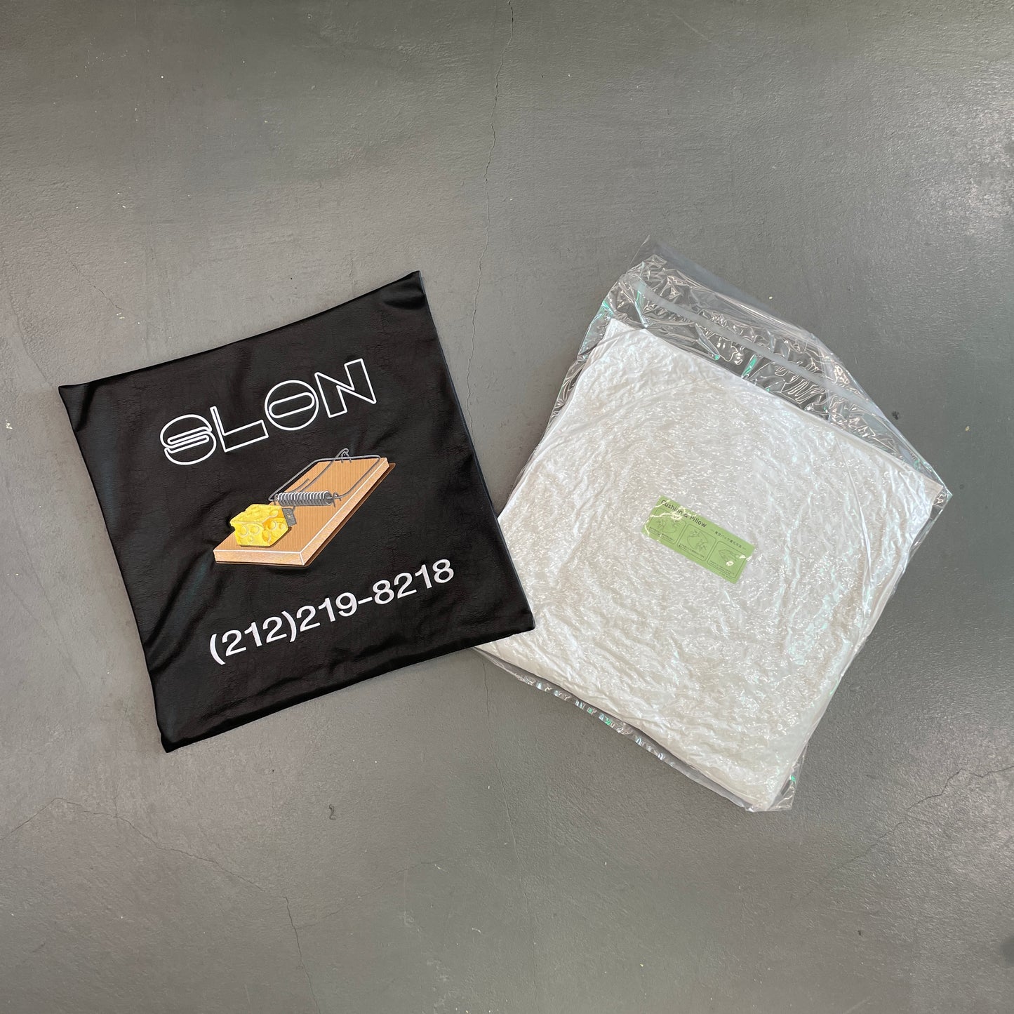 SLON × BE AT TOKYO "HOME AND WARM" Leather Cushion