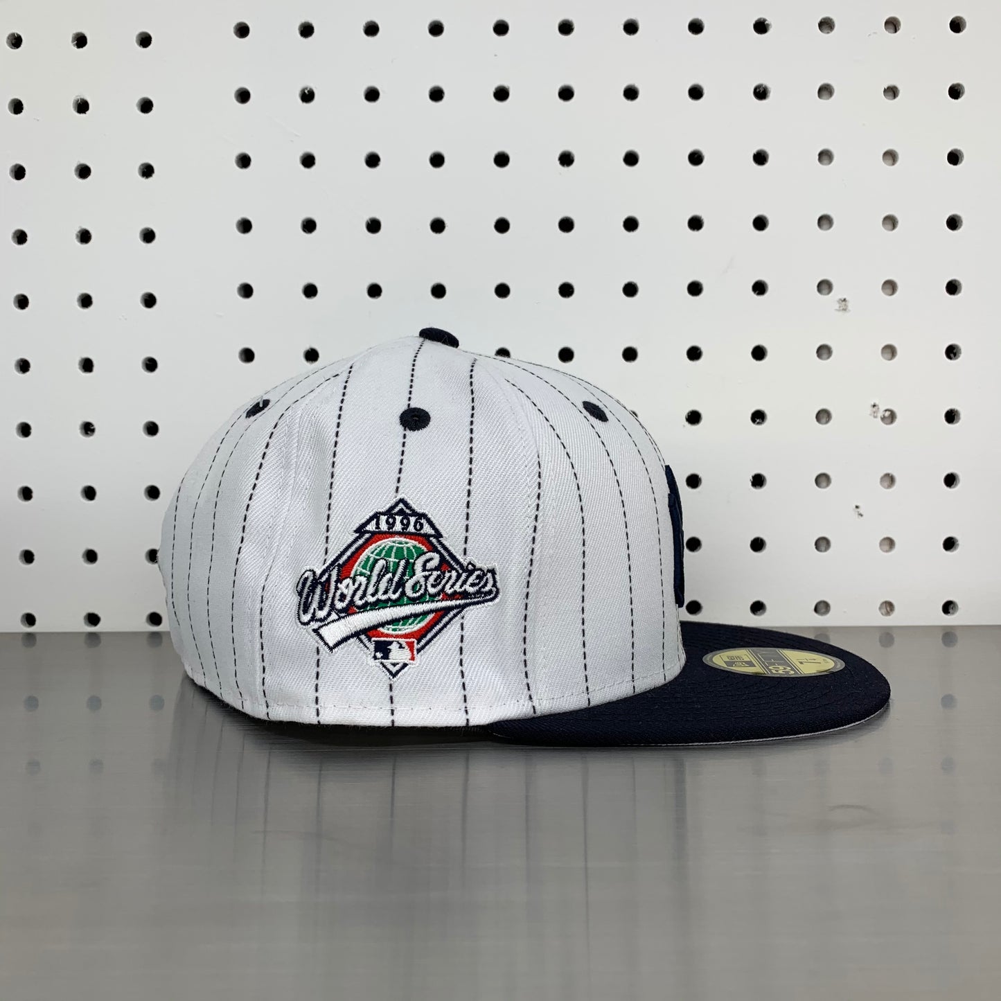 New York Yankees New Era 59FIFTY Fitted Cap "Striped - World Series 1996"