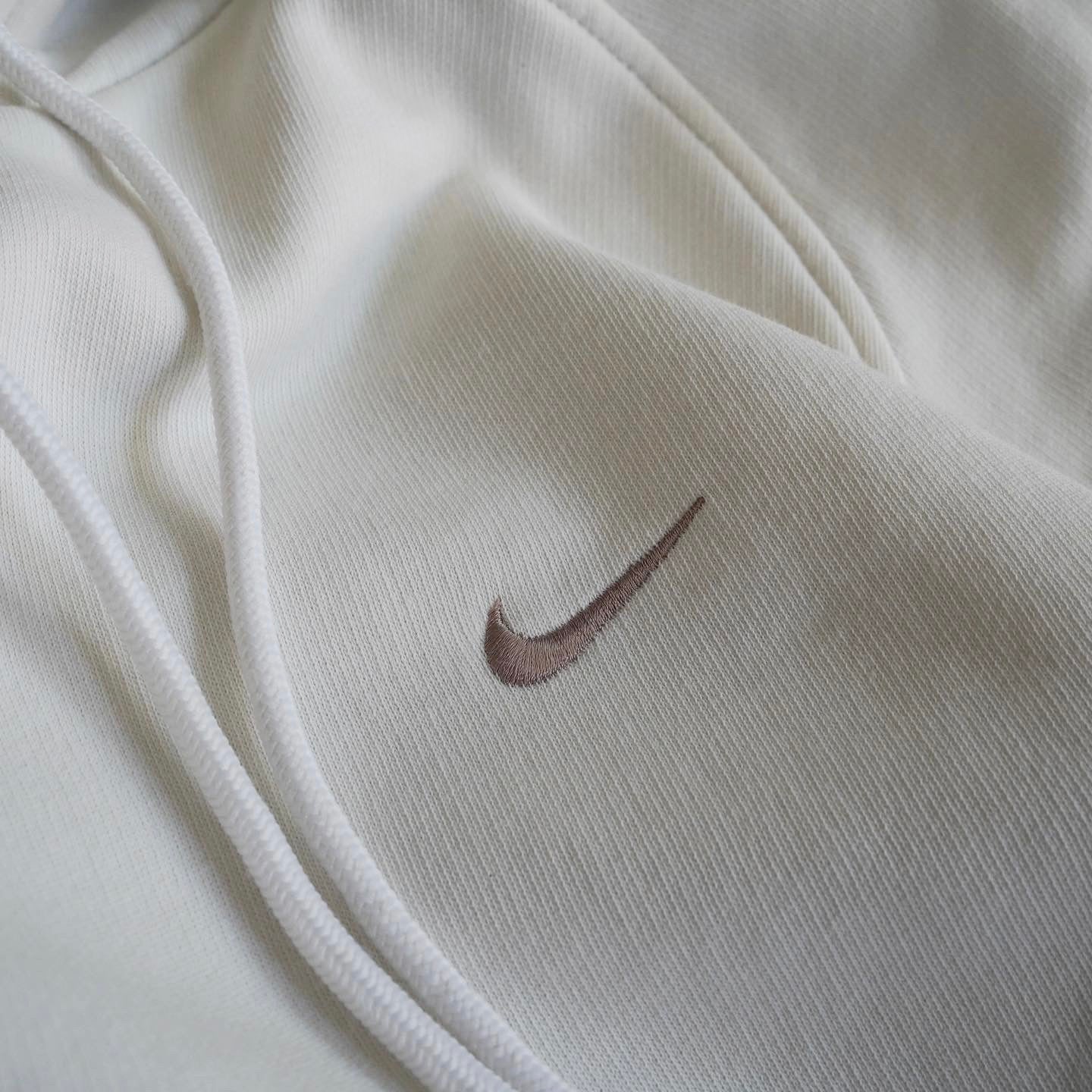 Nike Small Swoosh Pullover Hoodie