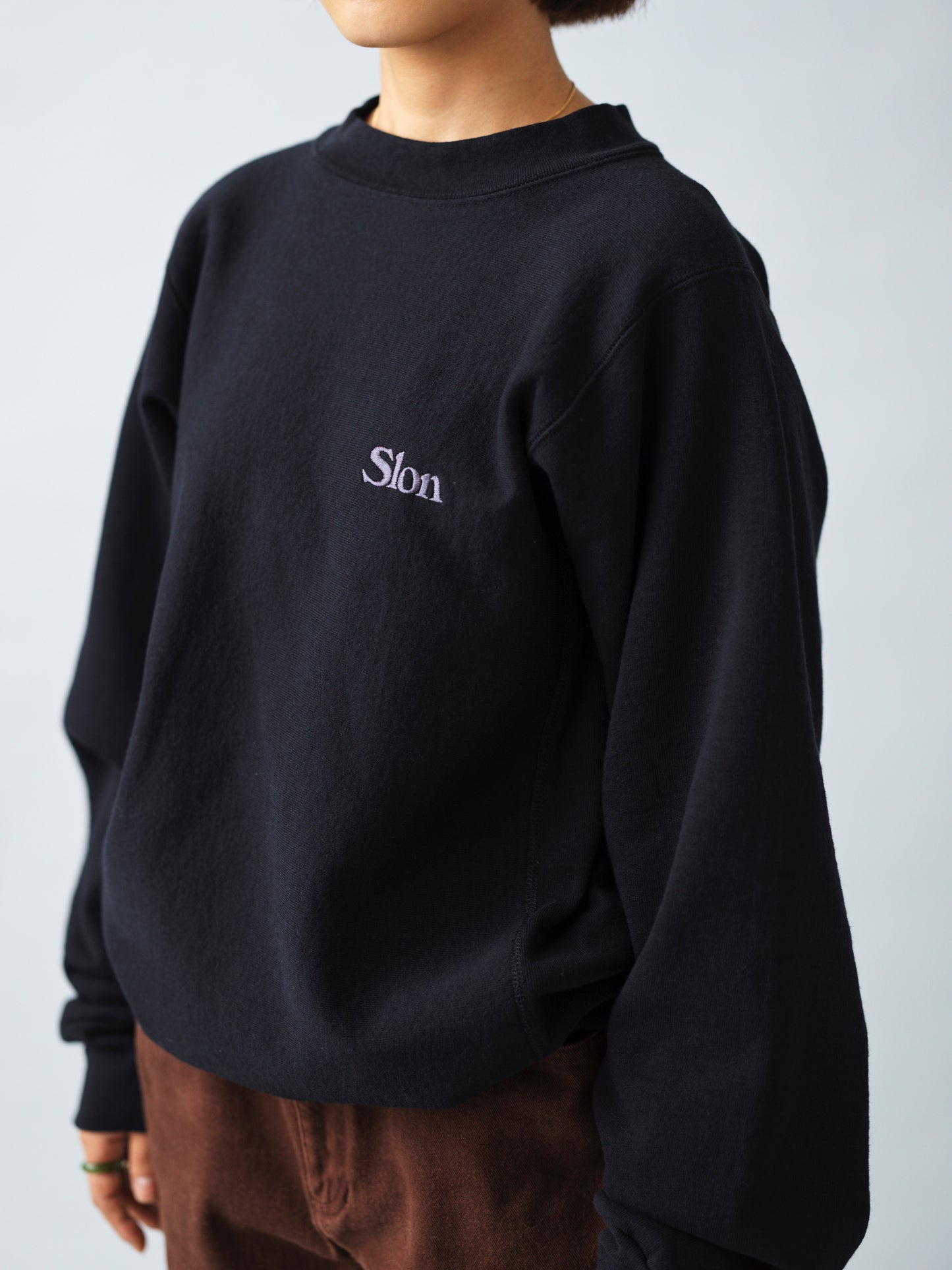 Slon Classic Small Logo Heavyweight Sweatshirt - Black