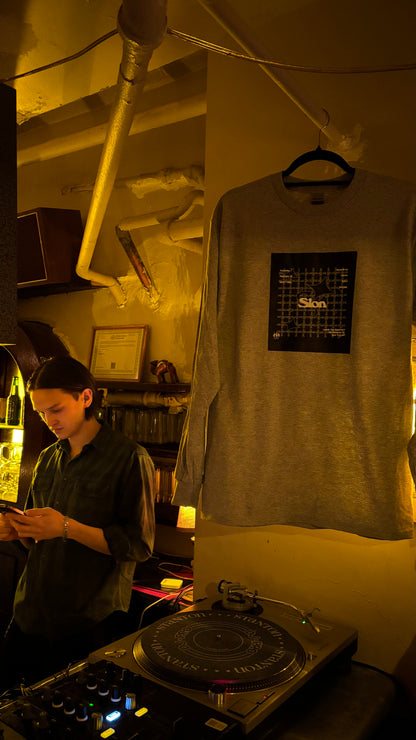Slon "Slon Night in NY" L/S Tee - Designed by AVD CMTY