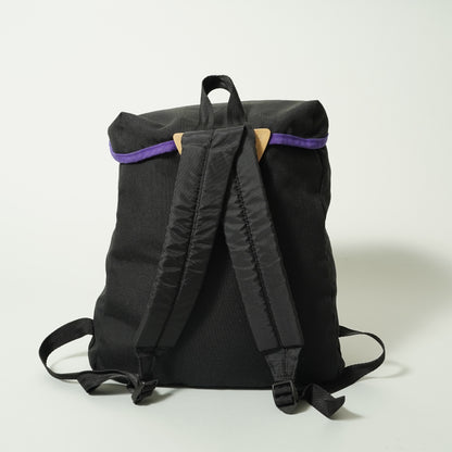 90’s EASTPAK Bucket Style BackPack