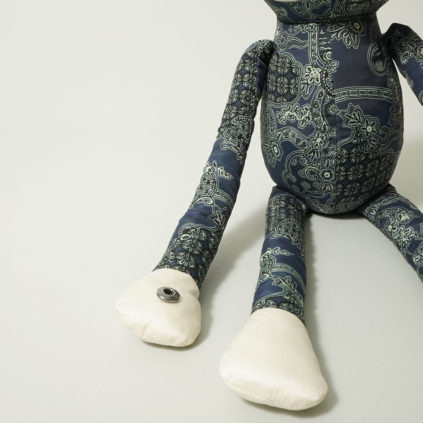 rajabrooke BATIK MONKEY - Slon Edition