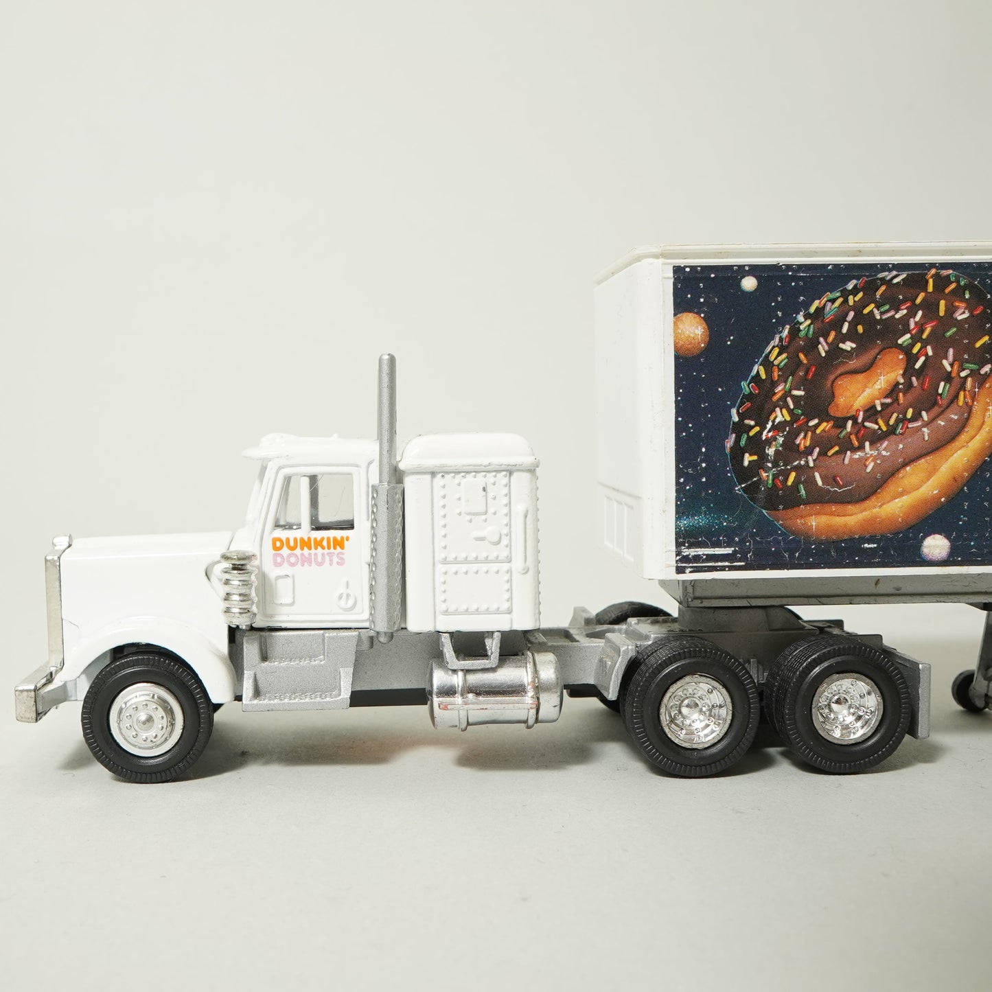 DUNKIN' DONUTS Mini Truck