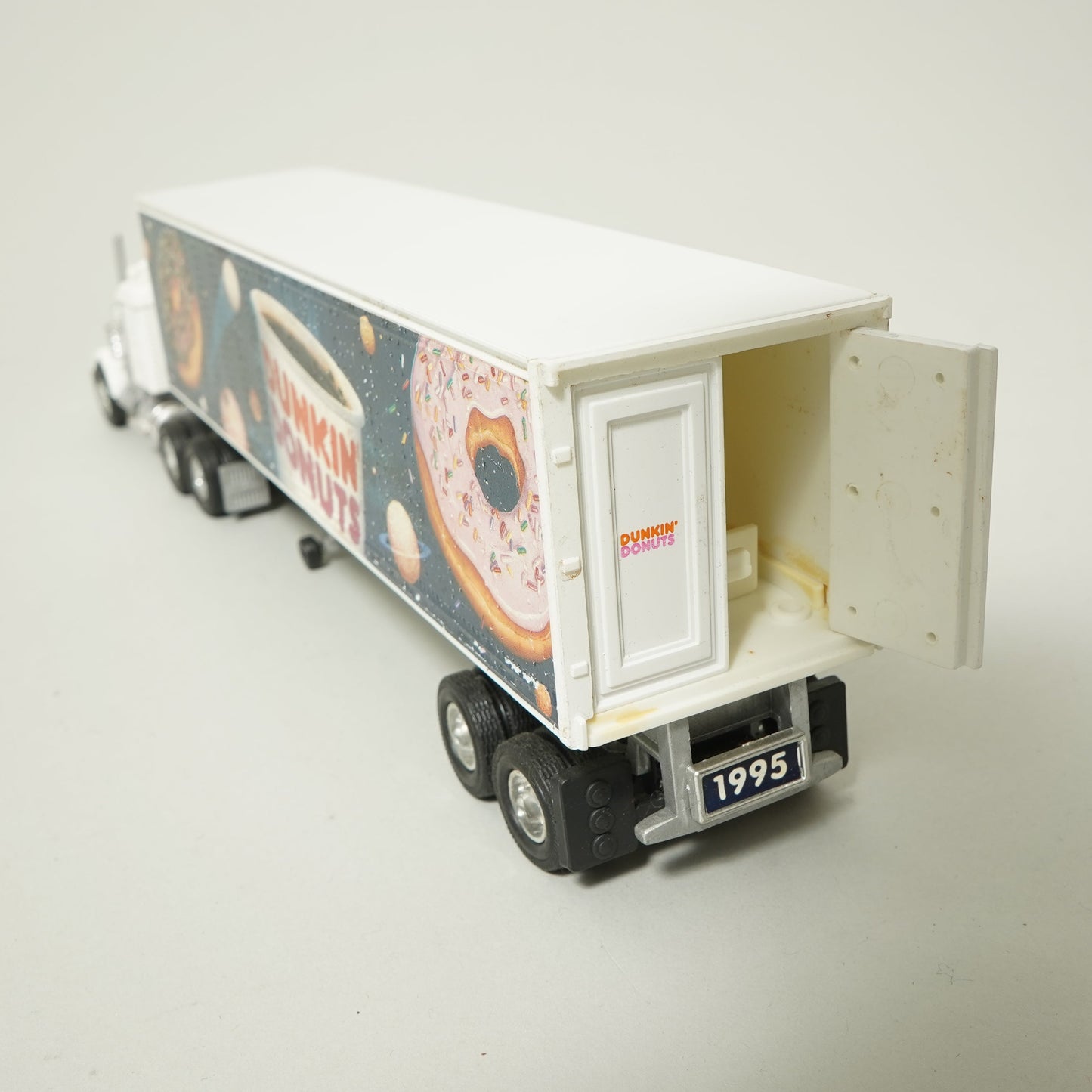 DUNKIN' DONUTS Mini Truck