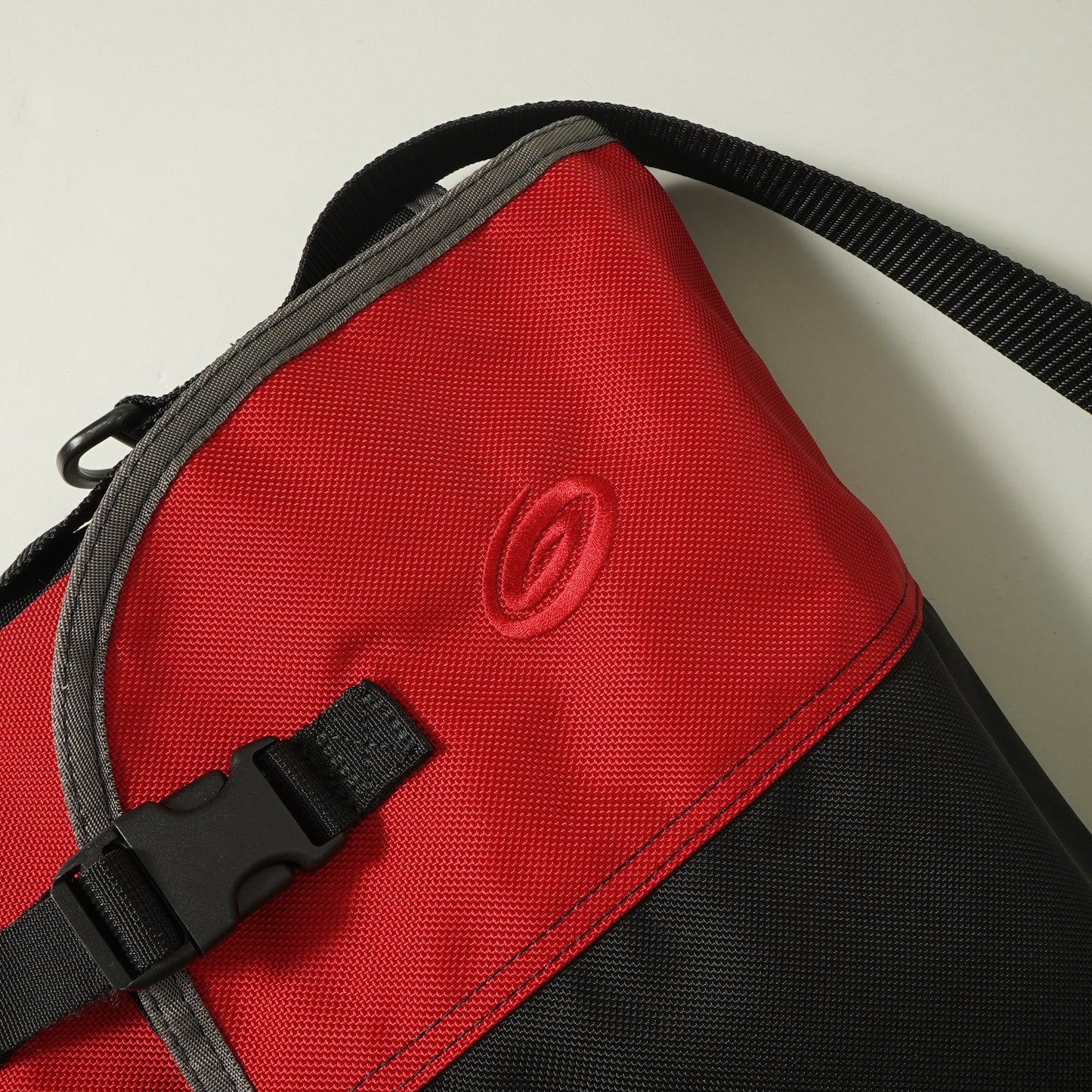 Timbuk2 Messenger Bag - Red