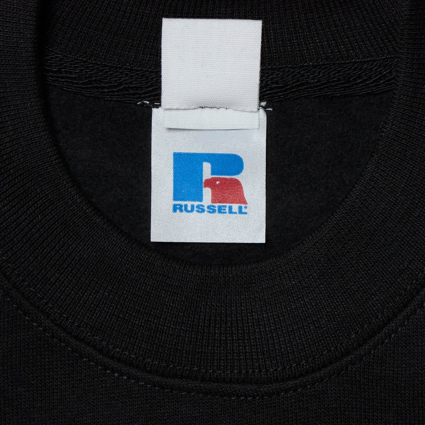Slon Russell Raglan Crew - Black