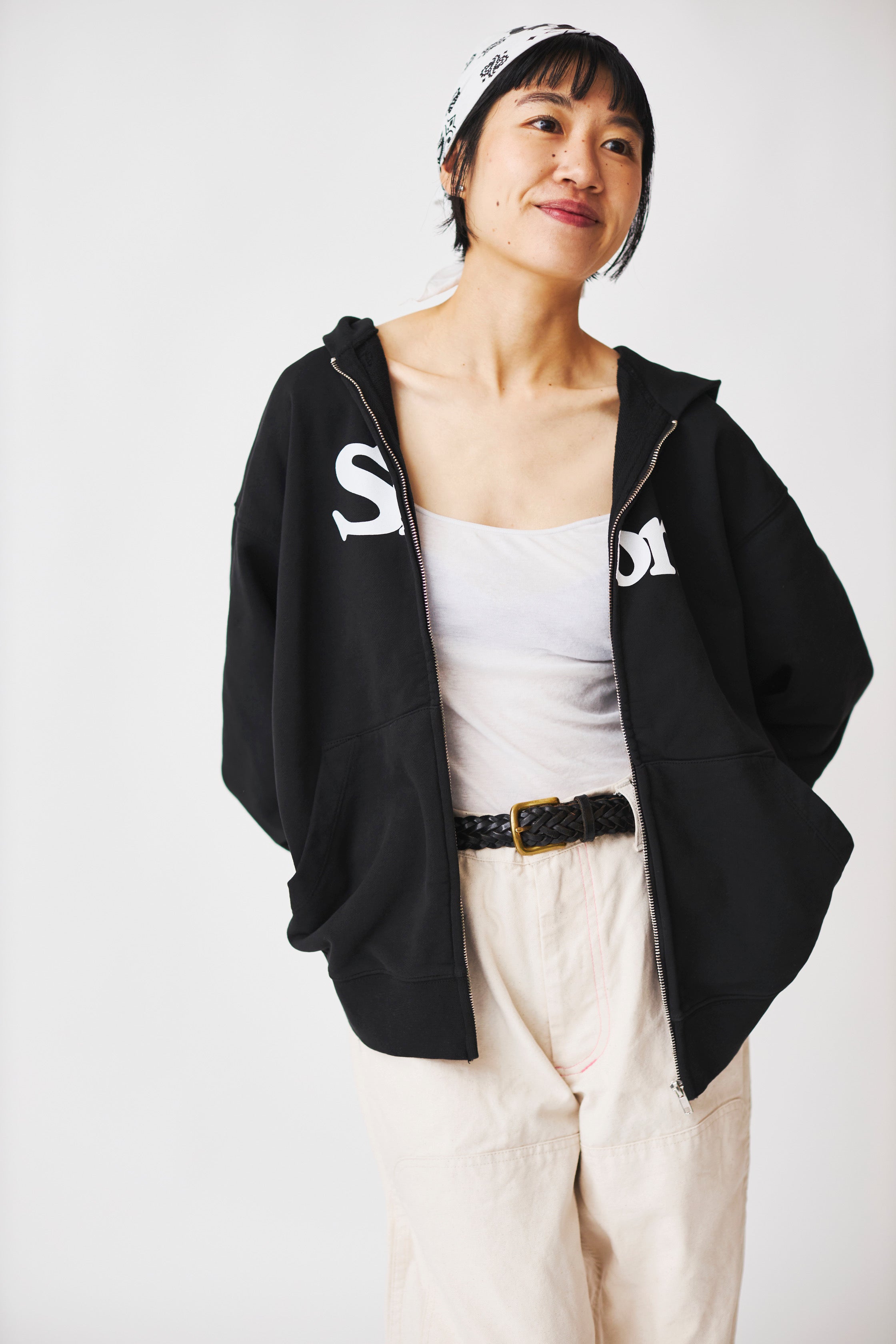 トップス Slon Basic Full Zip Hoodie Slon Basic Full Zip Hoodie - White – SLON STORE