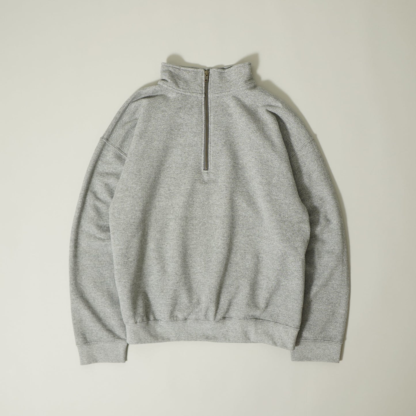 GILDAN Quarter Zip Sweatshirt