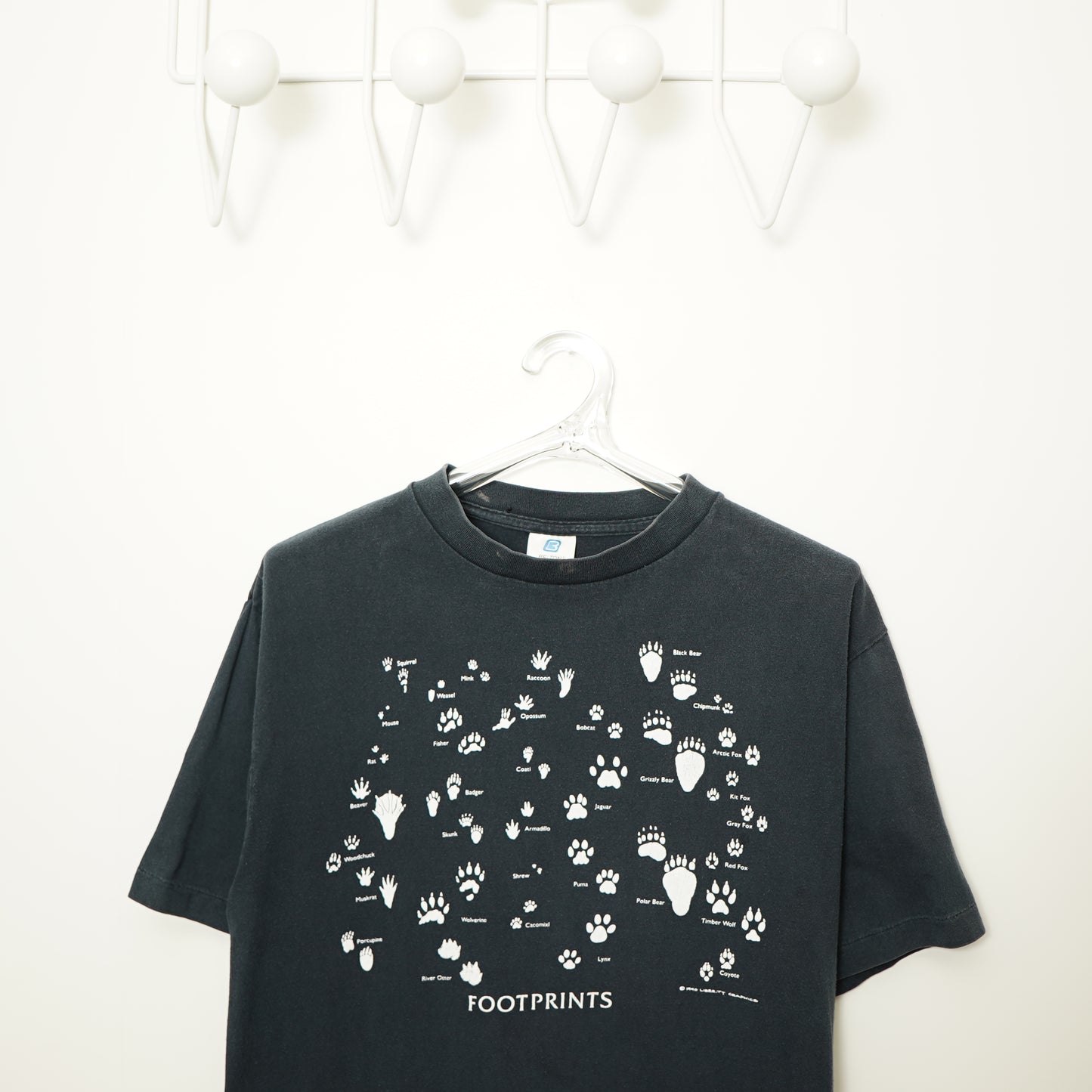 FOOTPRINTS Tee