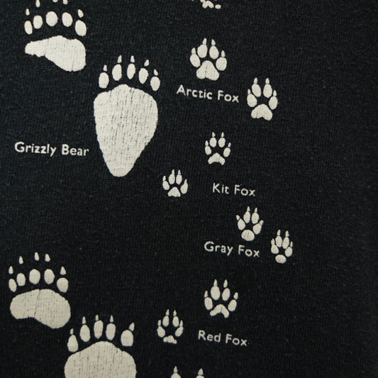FOOTPRINTS Tee