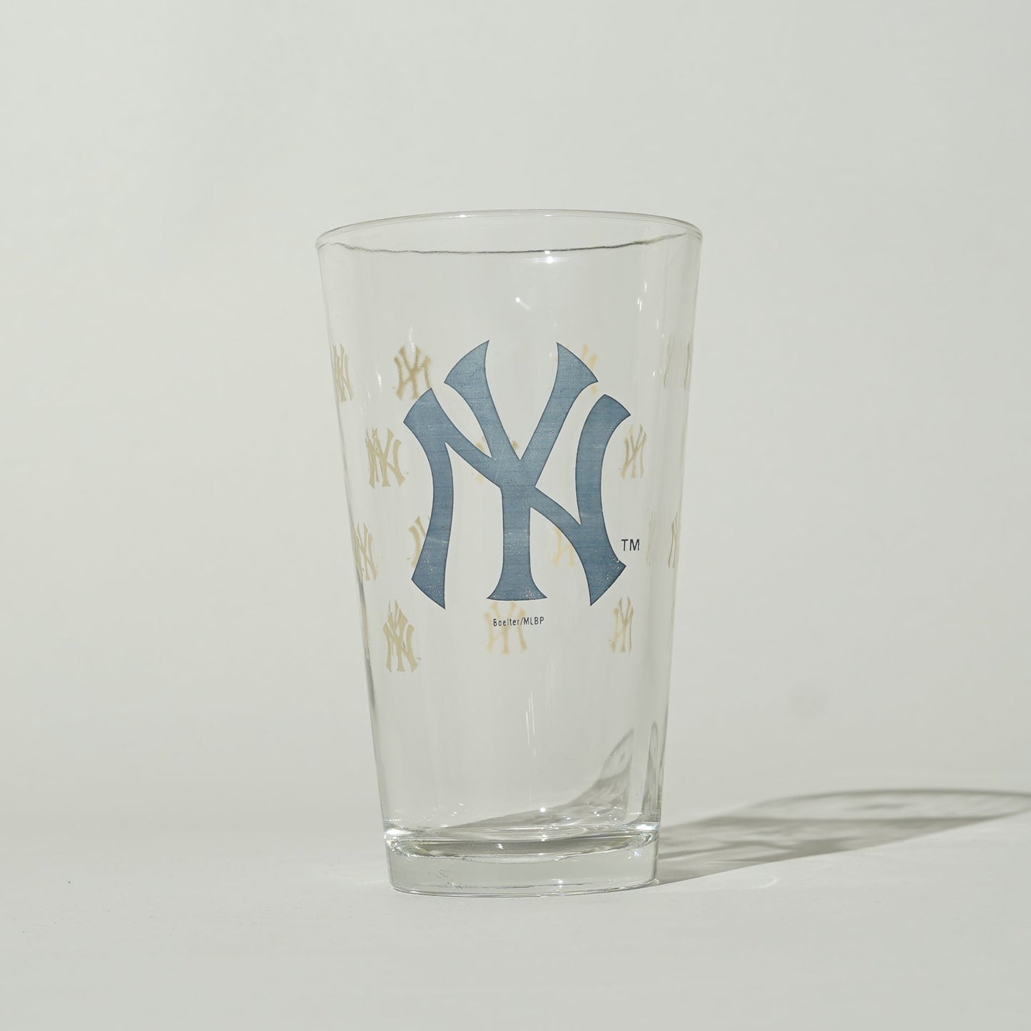 New York Yankees Pint Glass