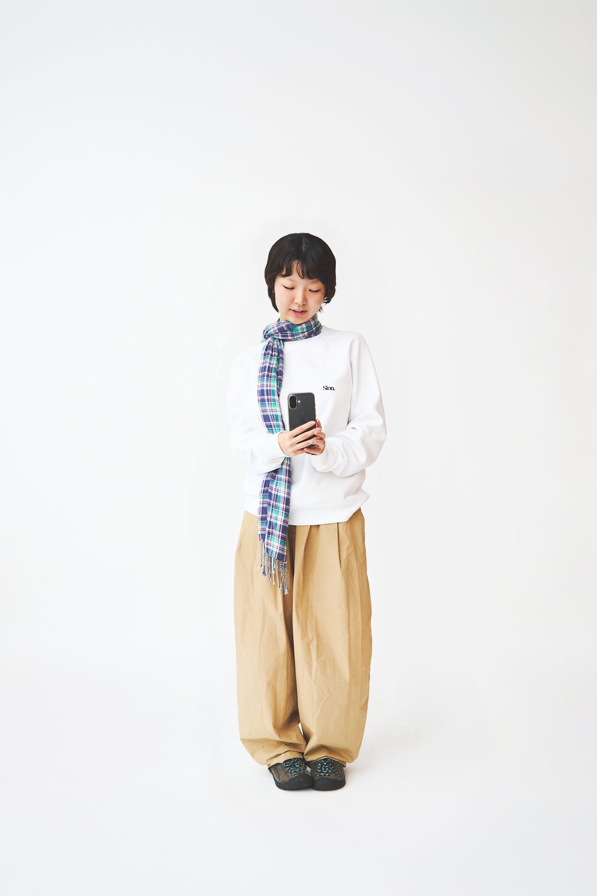 Slon FRUIT Raglan Sweat - White