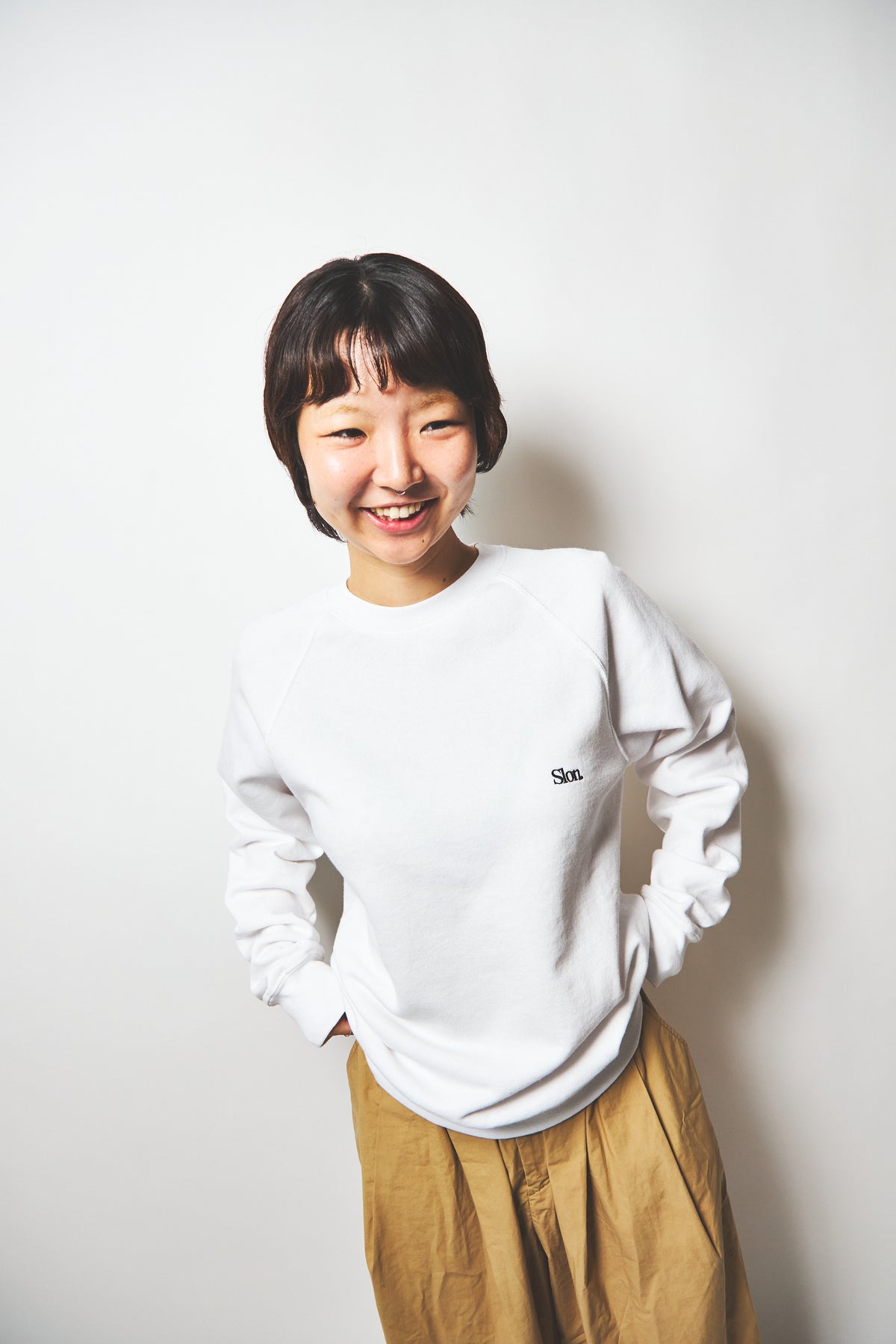 Slon FRUIT Raglan Sweat - White