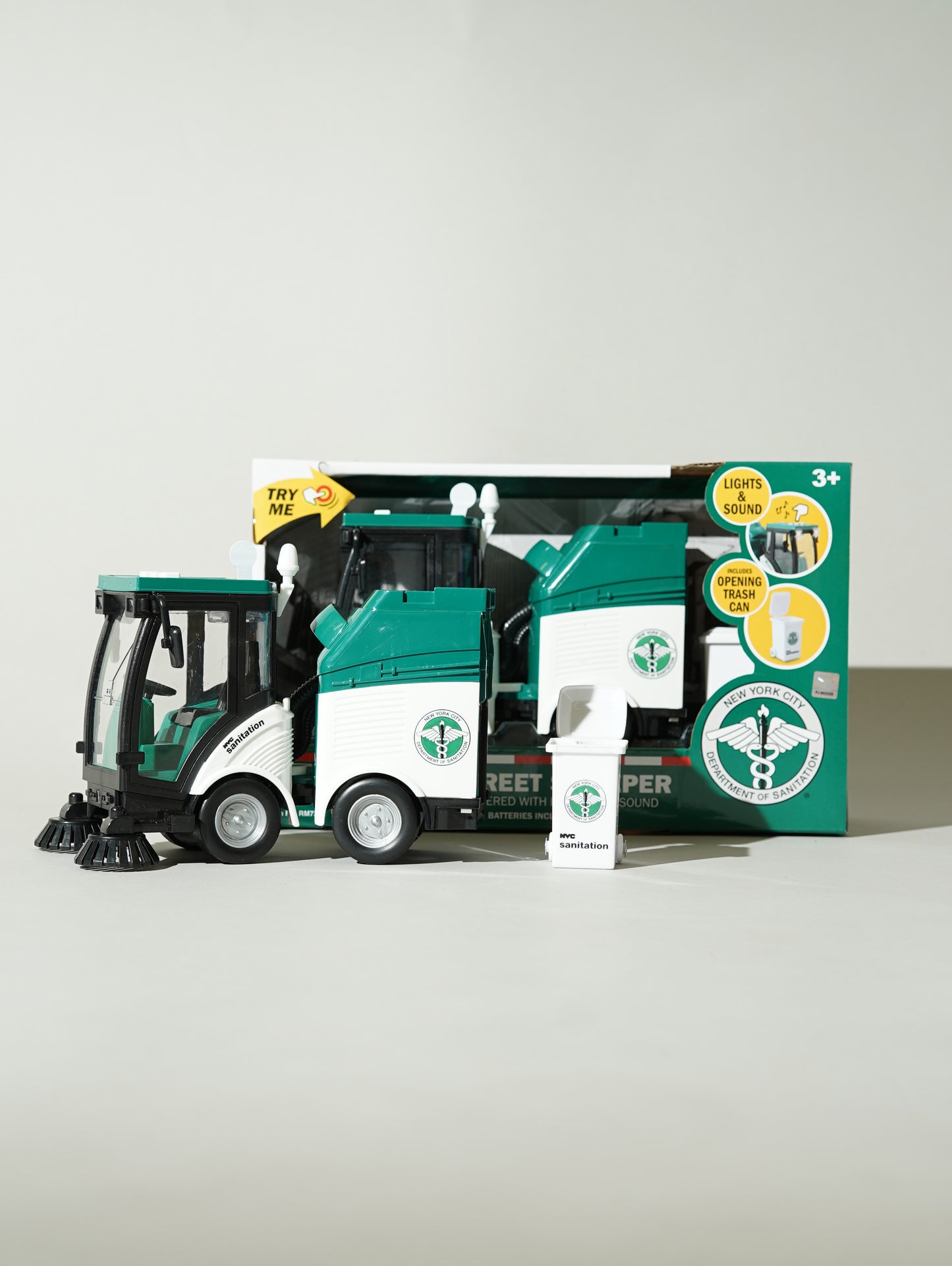 1:16 DSNY Street Sweeper with Lights & Sounds