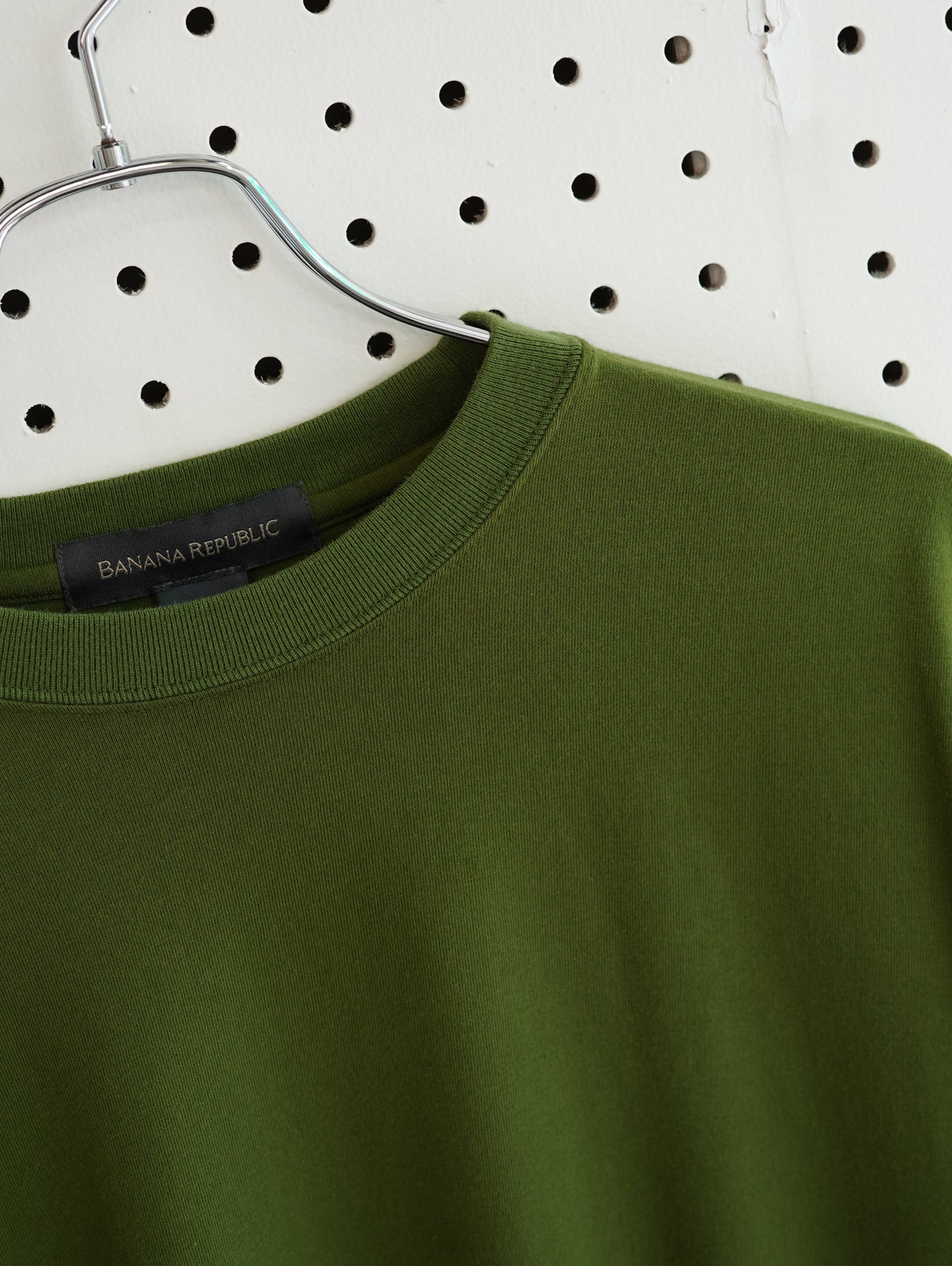 Banana Republic Plain Green Tee