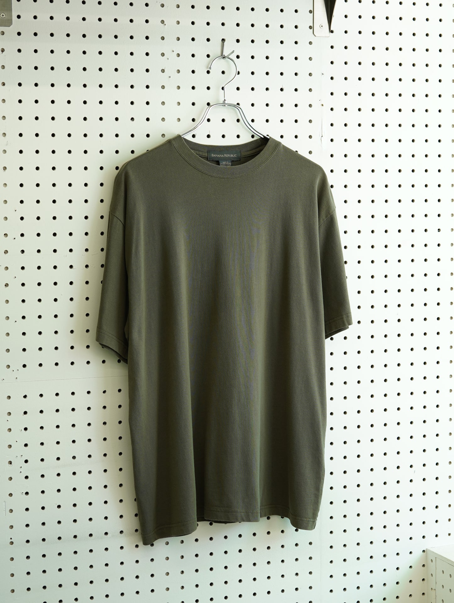 Banana Republic Plain Charcoal Tee