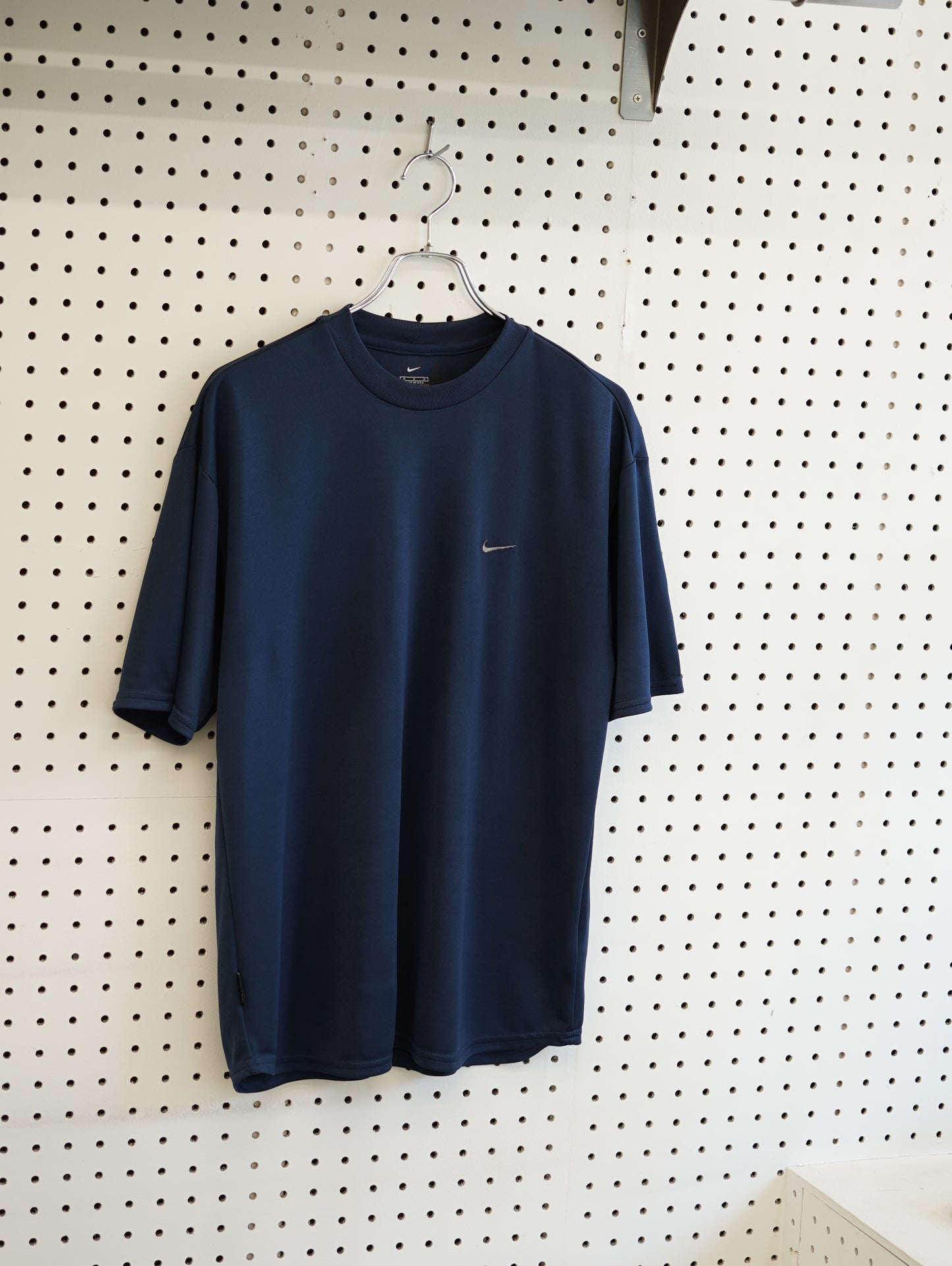 Nike DRI-FIT Mini Swoosh Tee