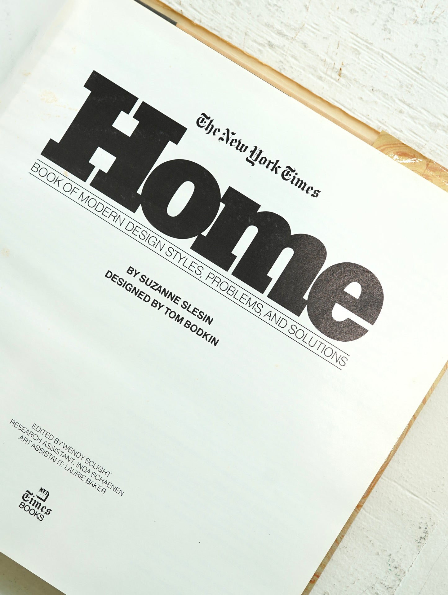Slon Books - Home by The New York Times