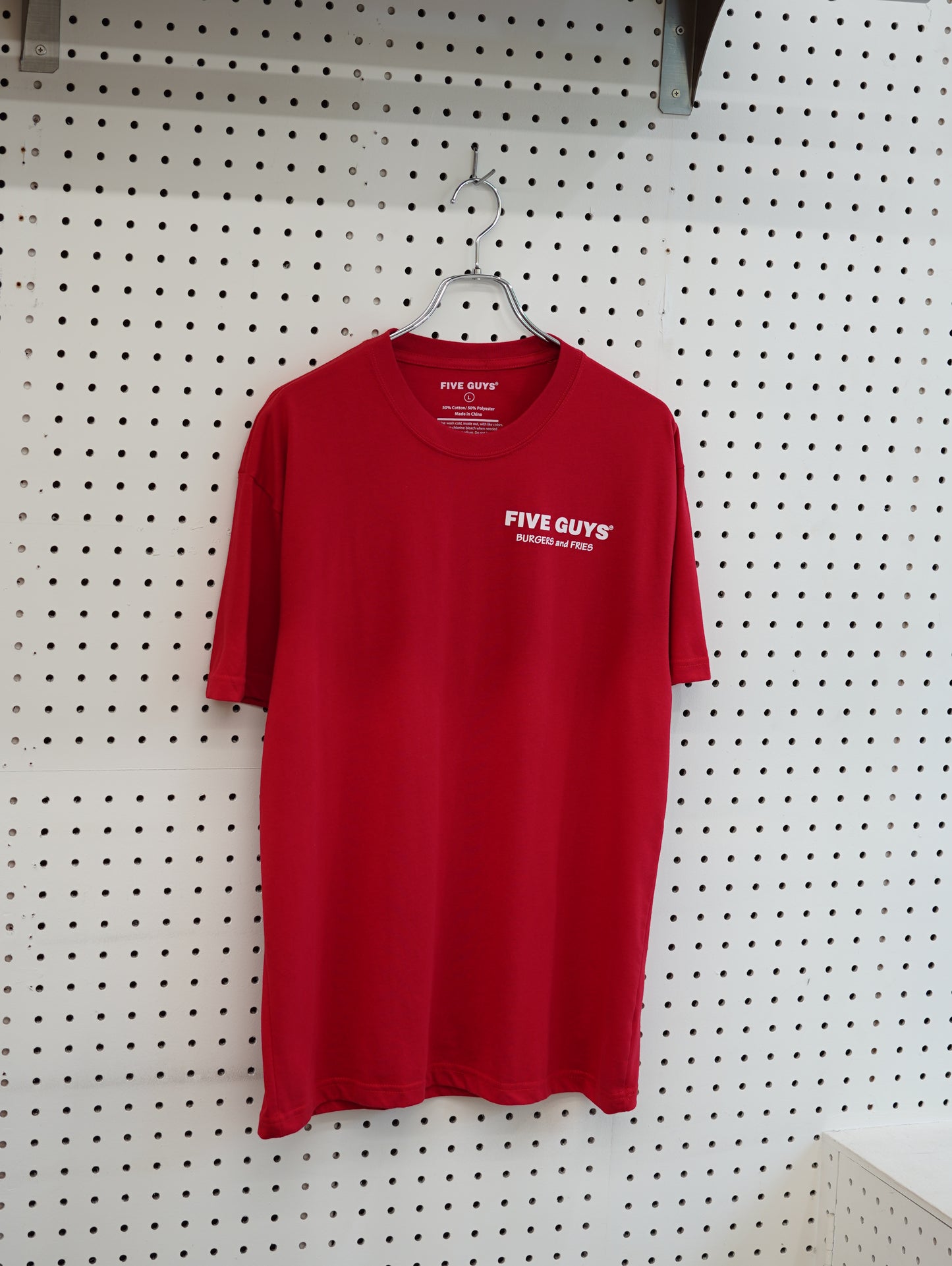 FIVE GUYS Staff Tee