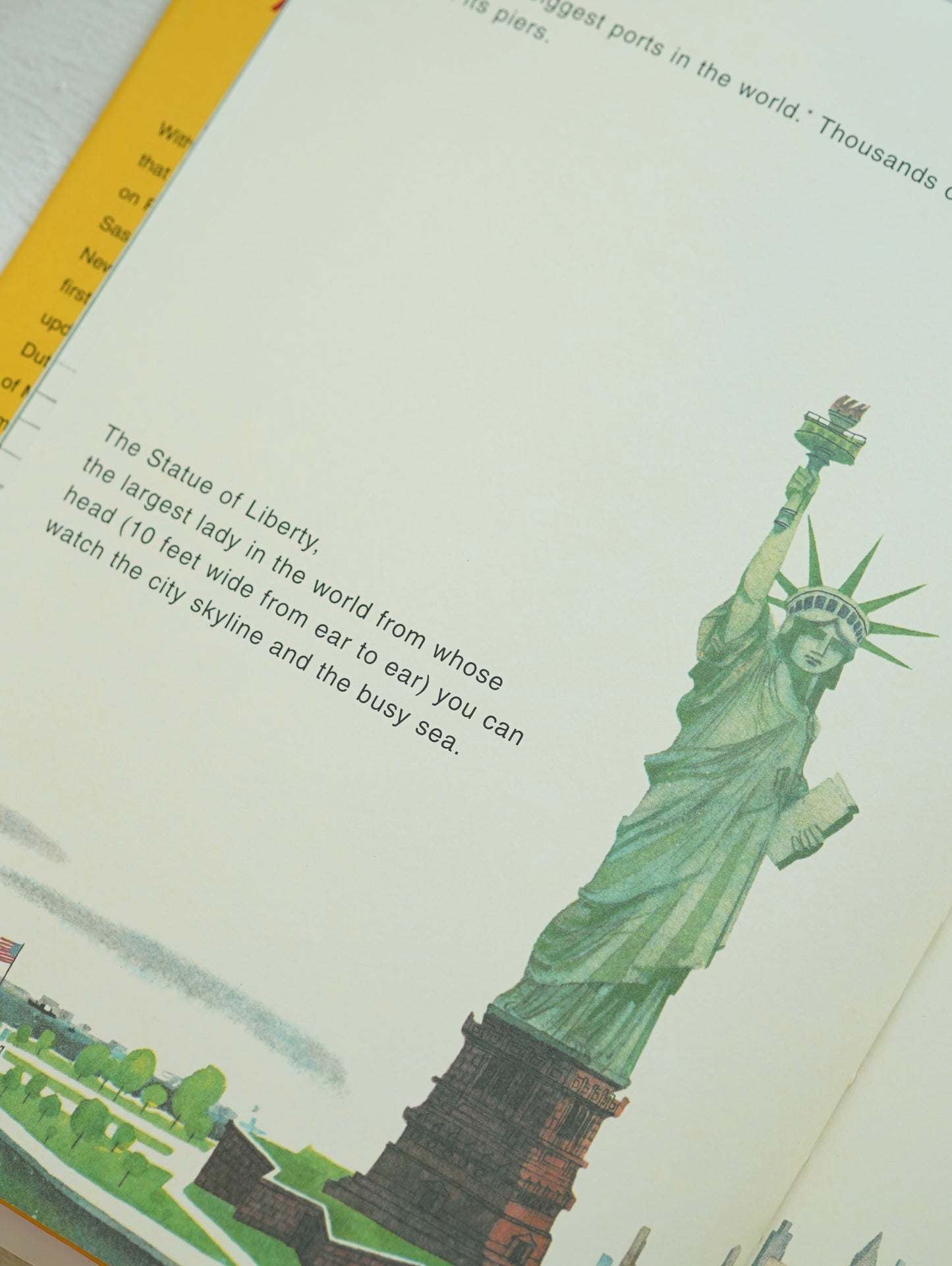 Slon Books - "This is New York" A Children's Classic