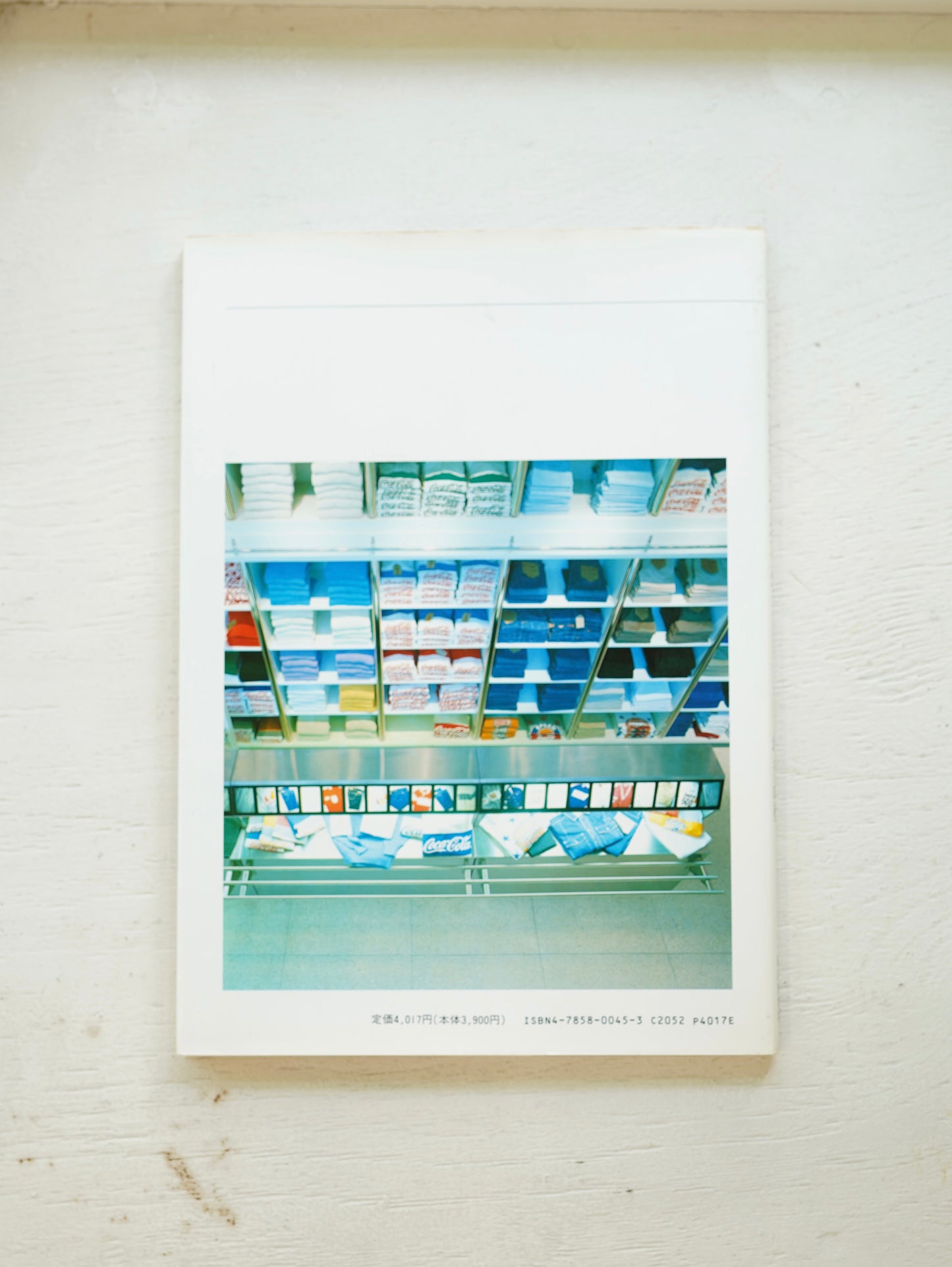 Slon Books - ニューヨークのファッションブティック
