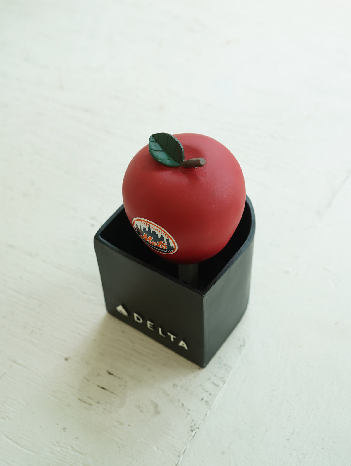 New York Mets Pop Up Home Run Apple