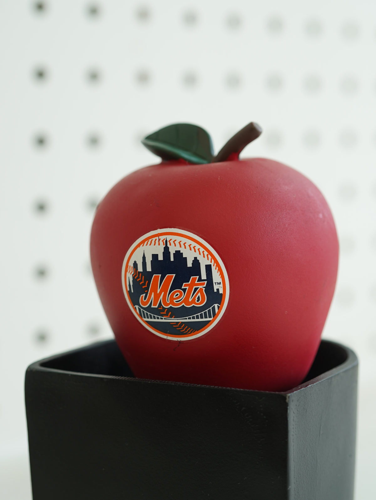New York Mets Pop Up Home Run Apple