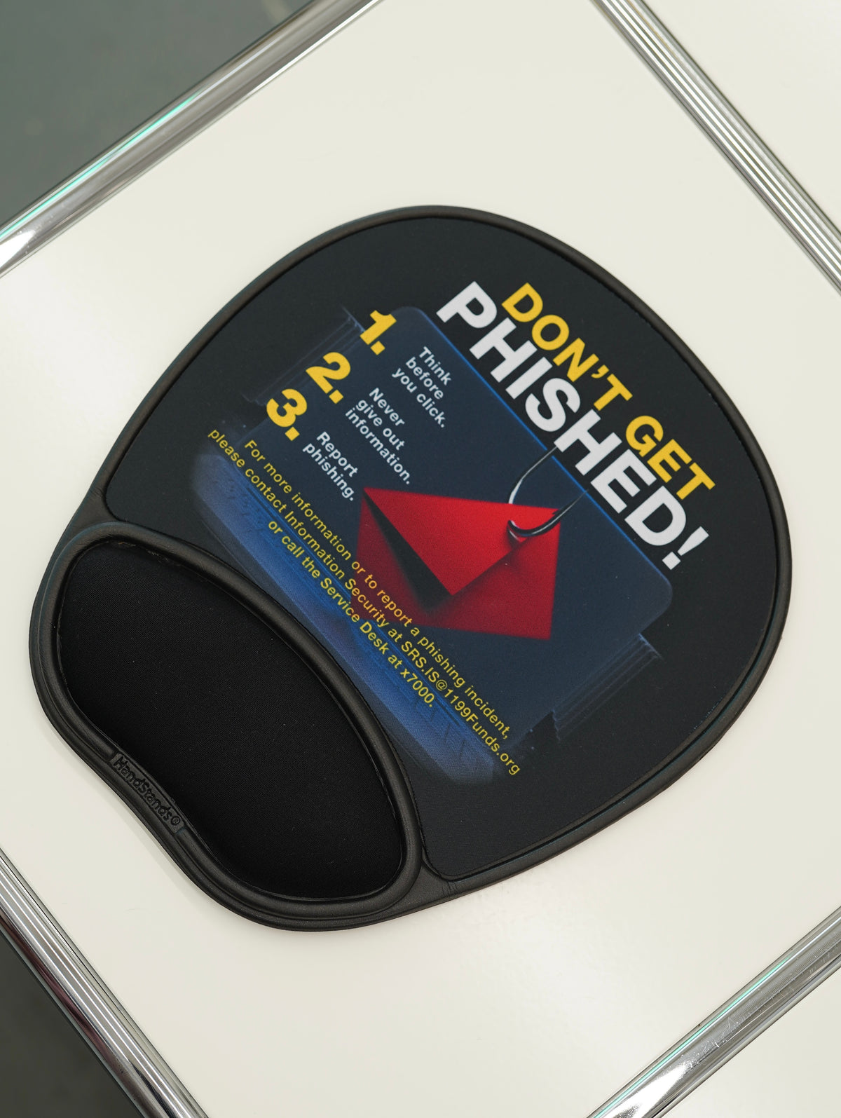 DON'T GET PHISHED! Mouse Pad