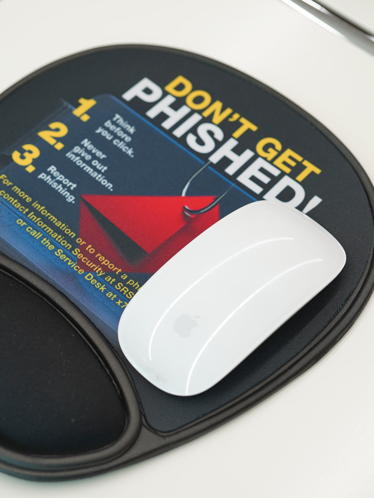 DON'T GET PHISHED! Mouse Pad