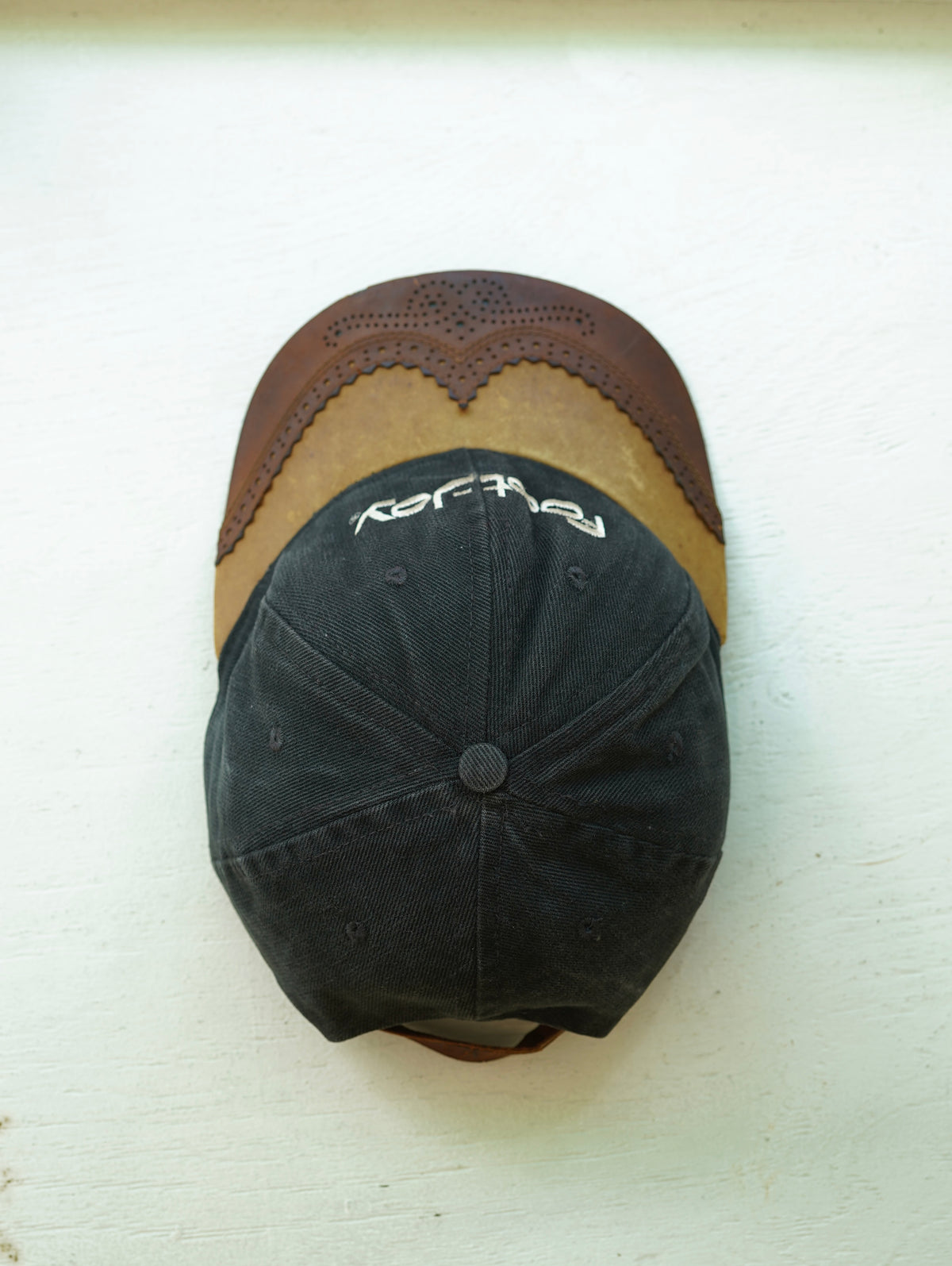 Foot-Joy Wingtip Leather Brim Cap