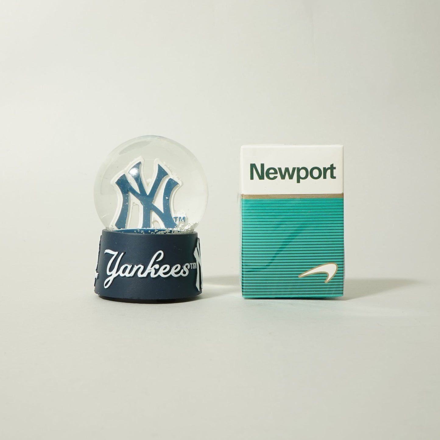 New York Yankees Snow Dome