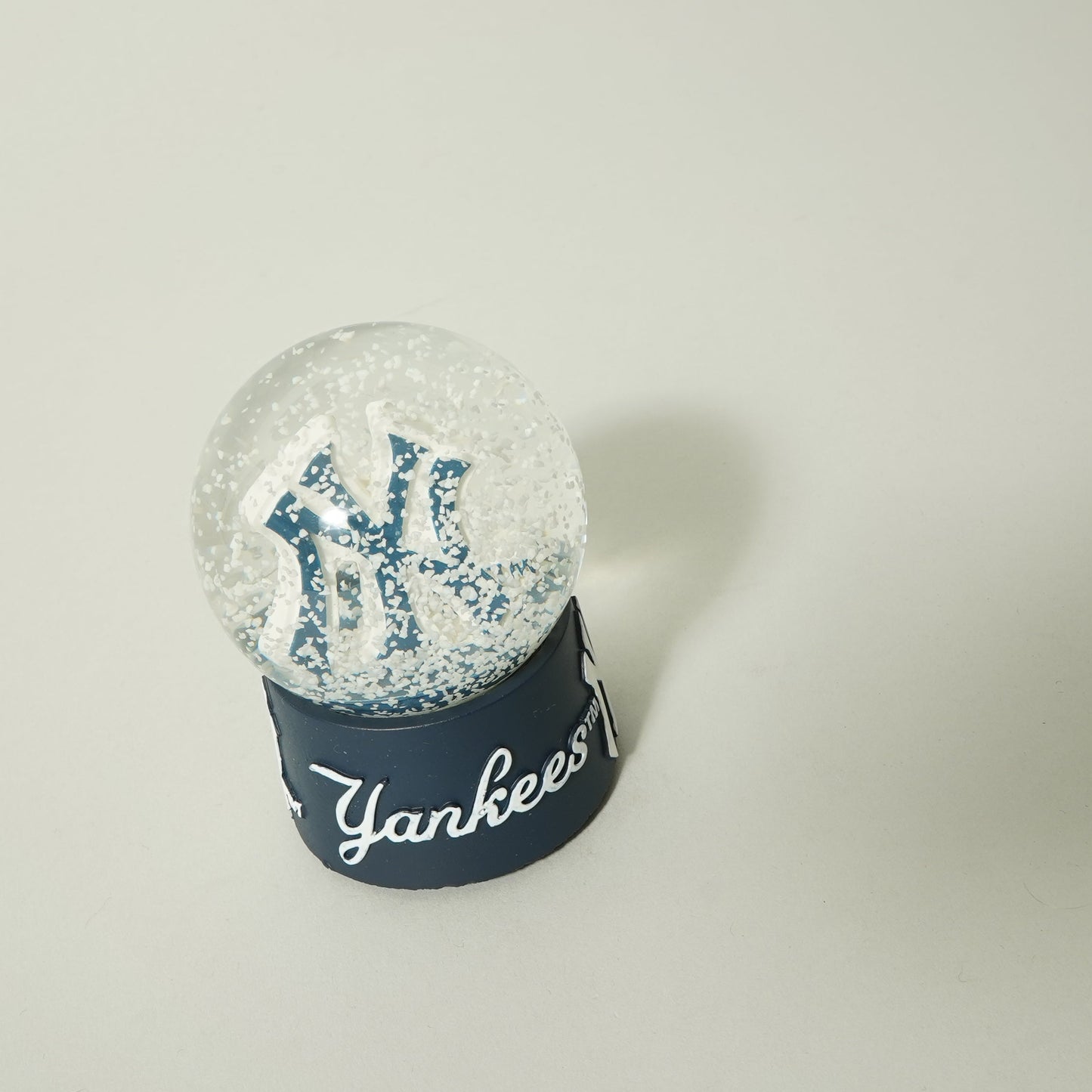 New York Yankees Snow Dome