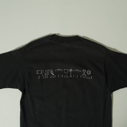 90’s The Met Tee