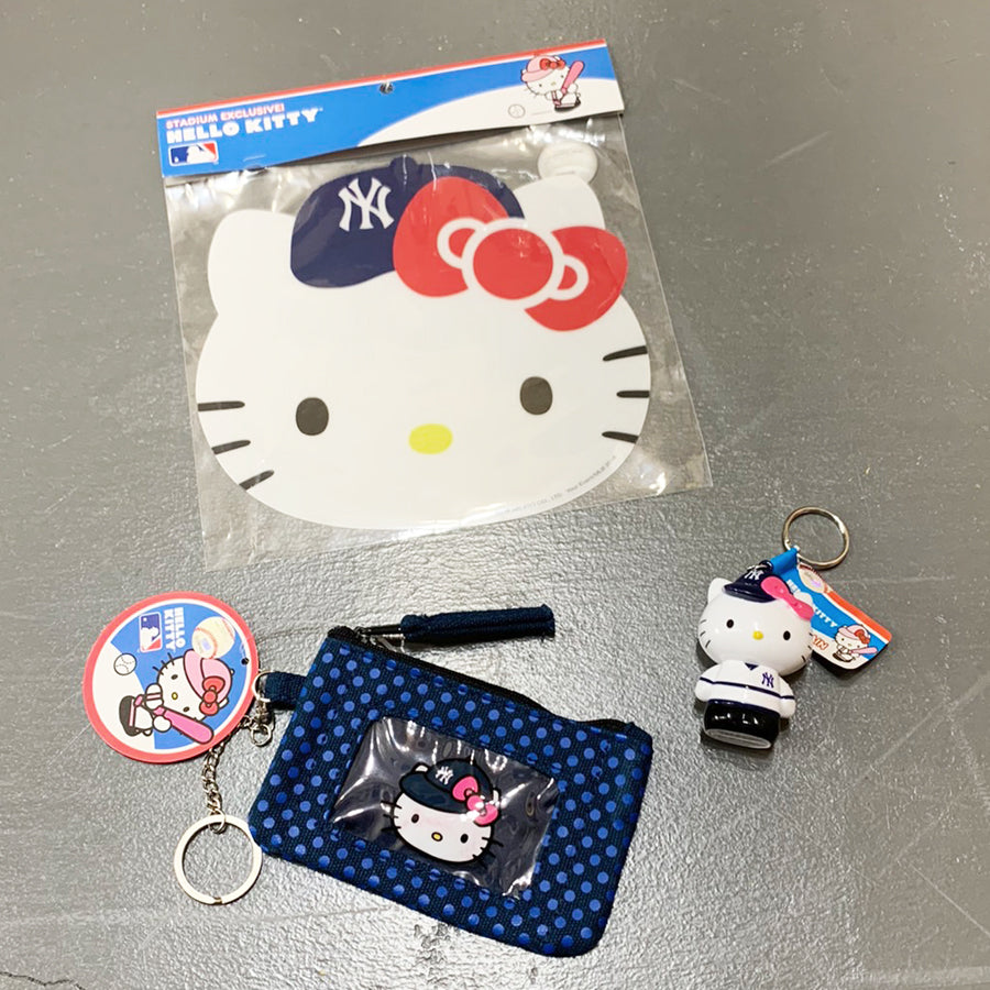 New York Yankees x Hello Kitty Keychain