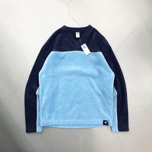 GAP V-neck Fleece L/S Shirt