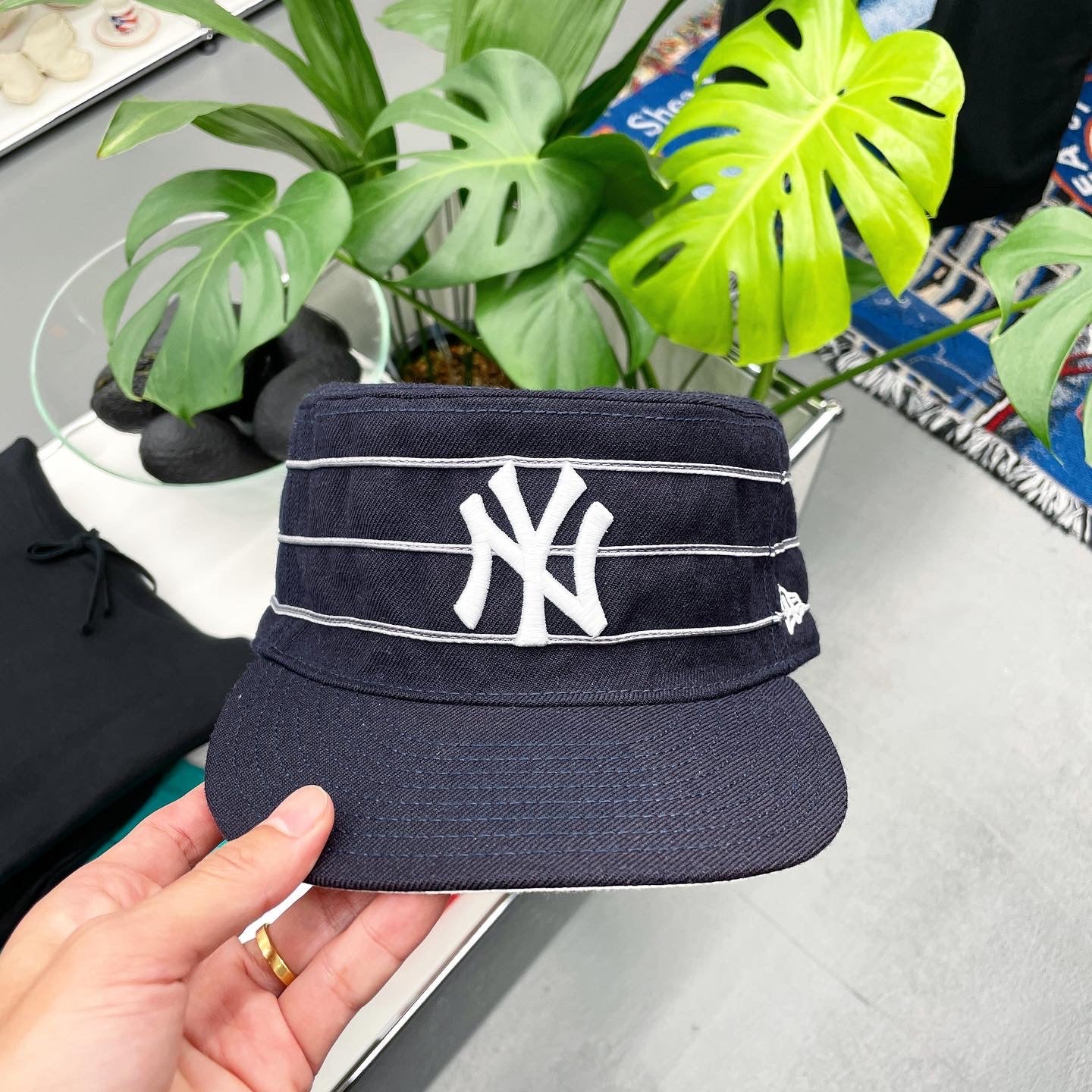 New York Yankees New Era Vintage Striped Fitted Cap