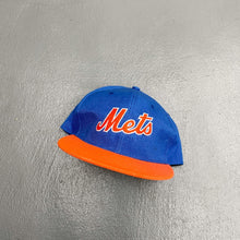 Load image into Gallery viewer, New York Mets SnapBack Cap
