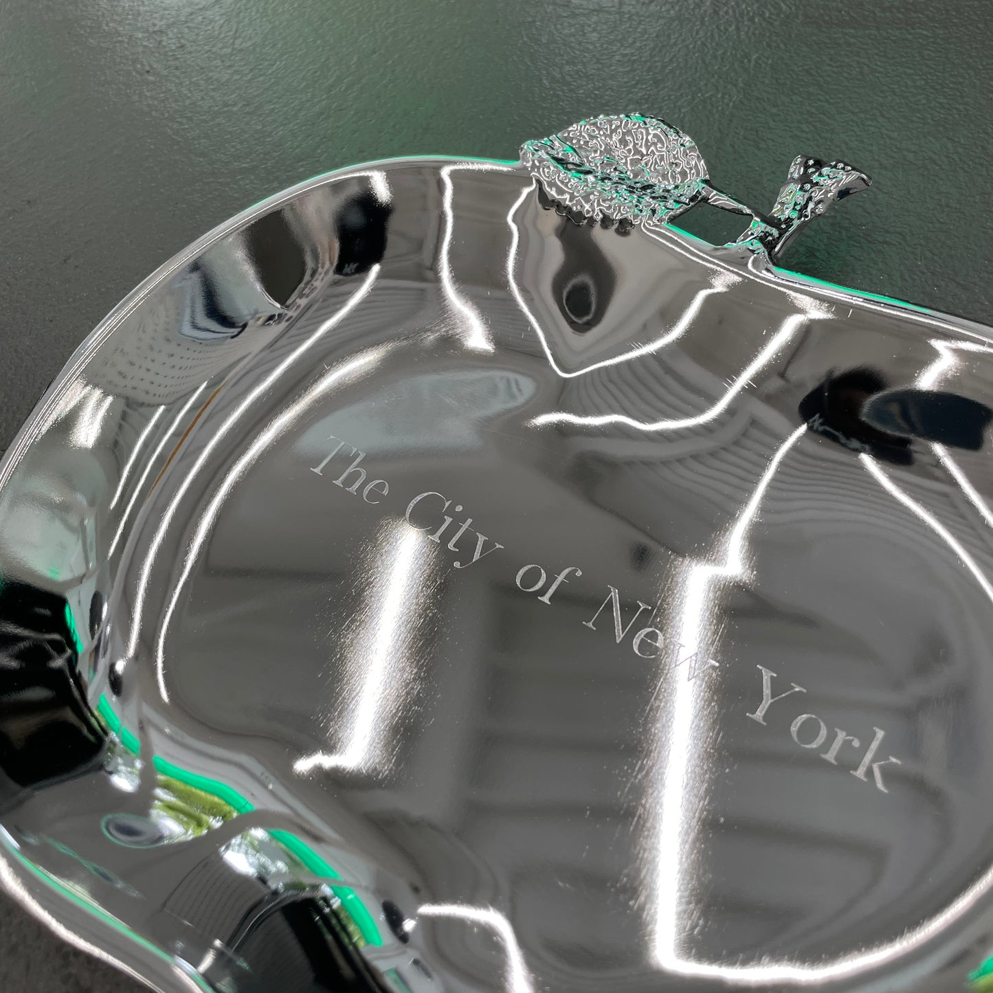 NYC Official Big Apple Tray