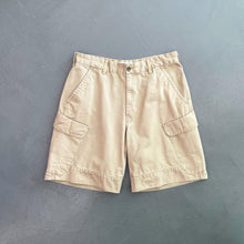 Load image into Gallery viewer, GAP Cargo Shorts
