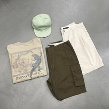 Load image into Gallery viewer, Banana Republic Shorts &quot;White&quot;
